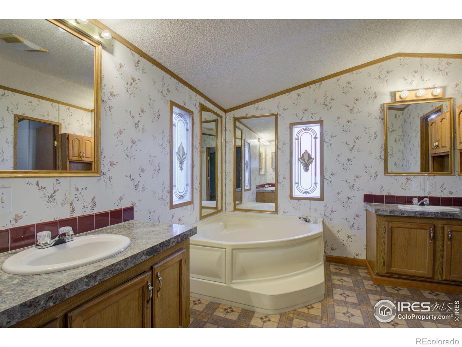 MLS Image #19 for 1118  cynthia court,loveland, Colorado