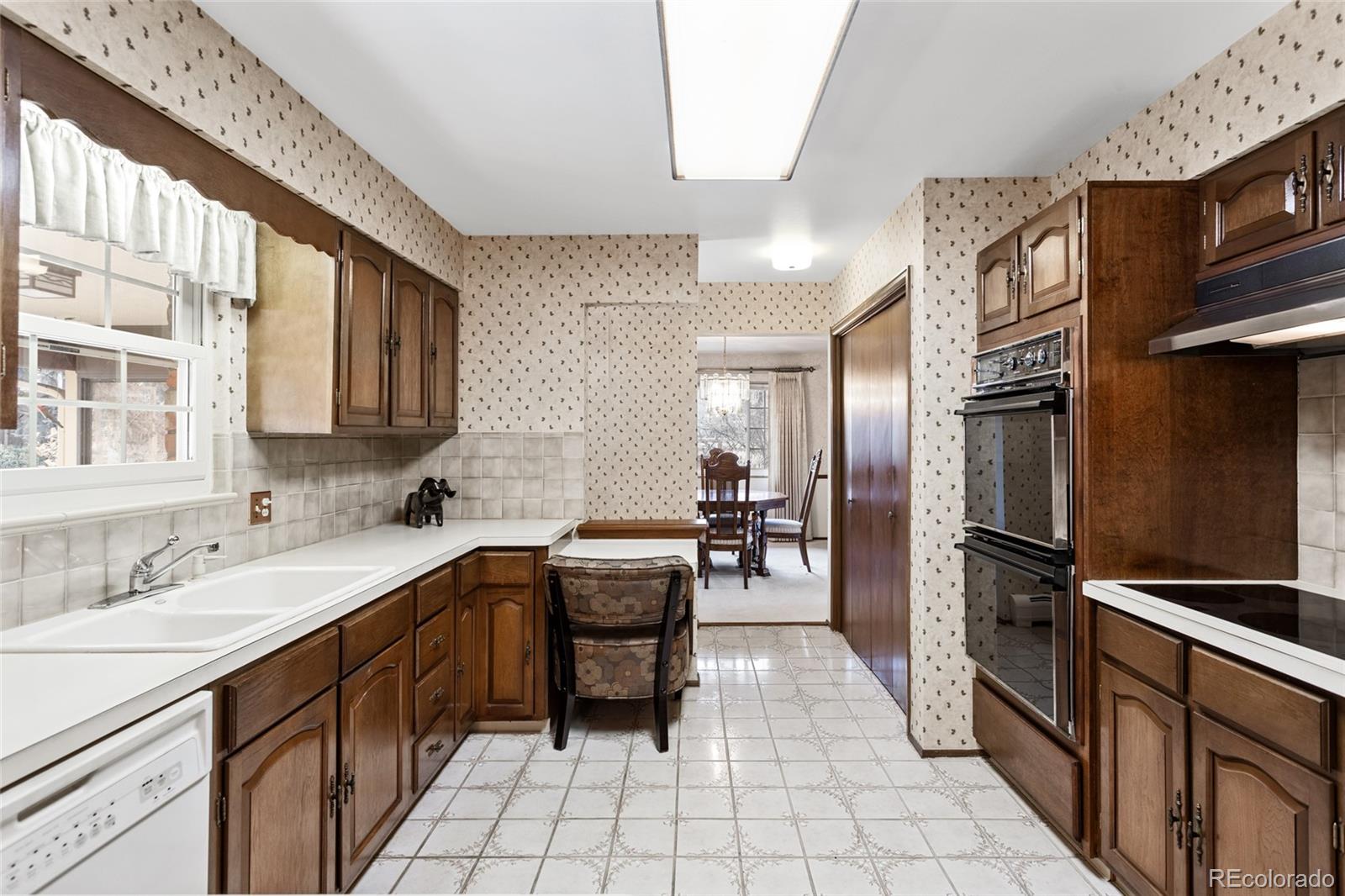 MLS Image #3 for 3680 s pontiac way,denver, Colorado