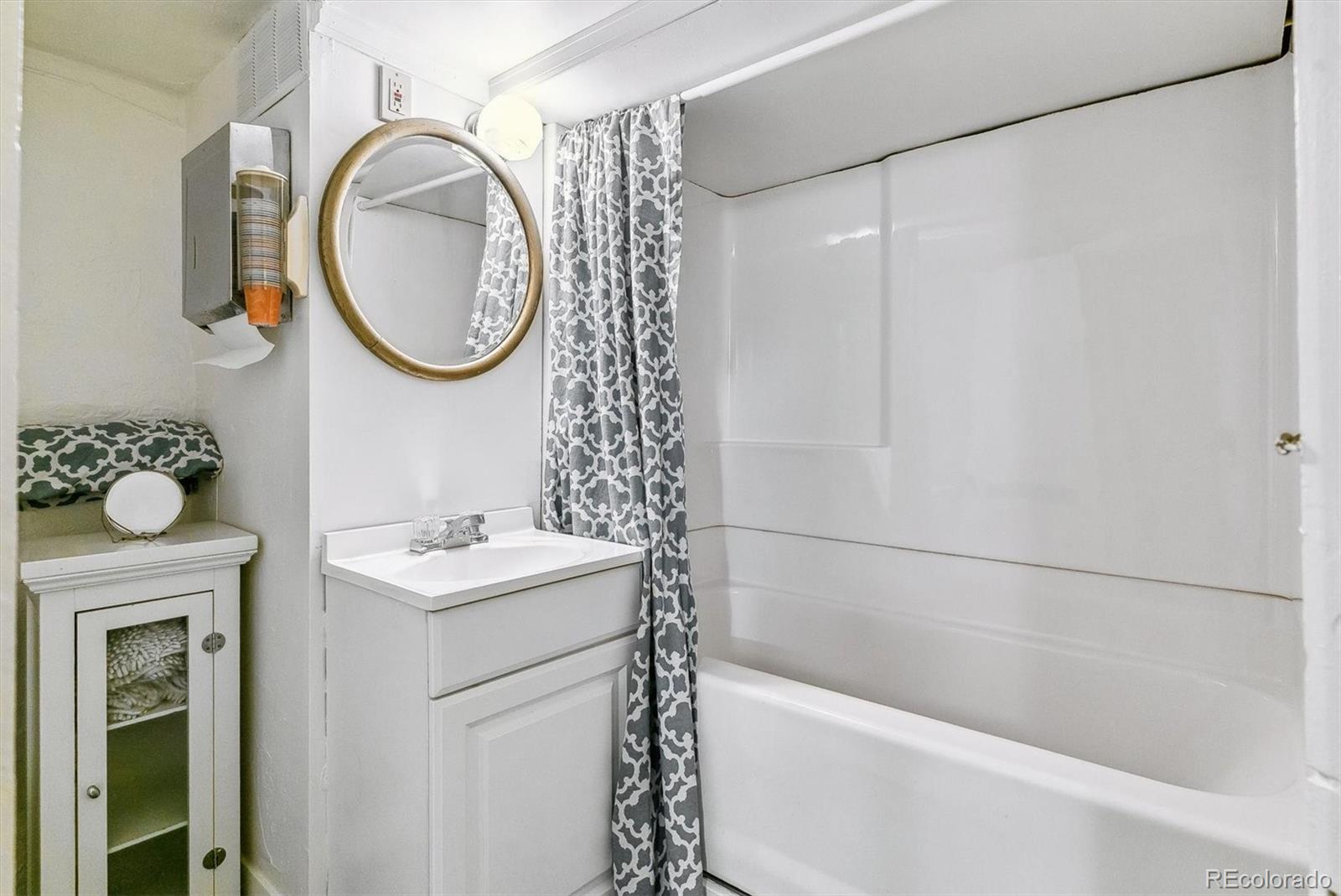 MLS Image #31 for 2614 e 13th avenue,denver, Colorado