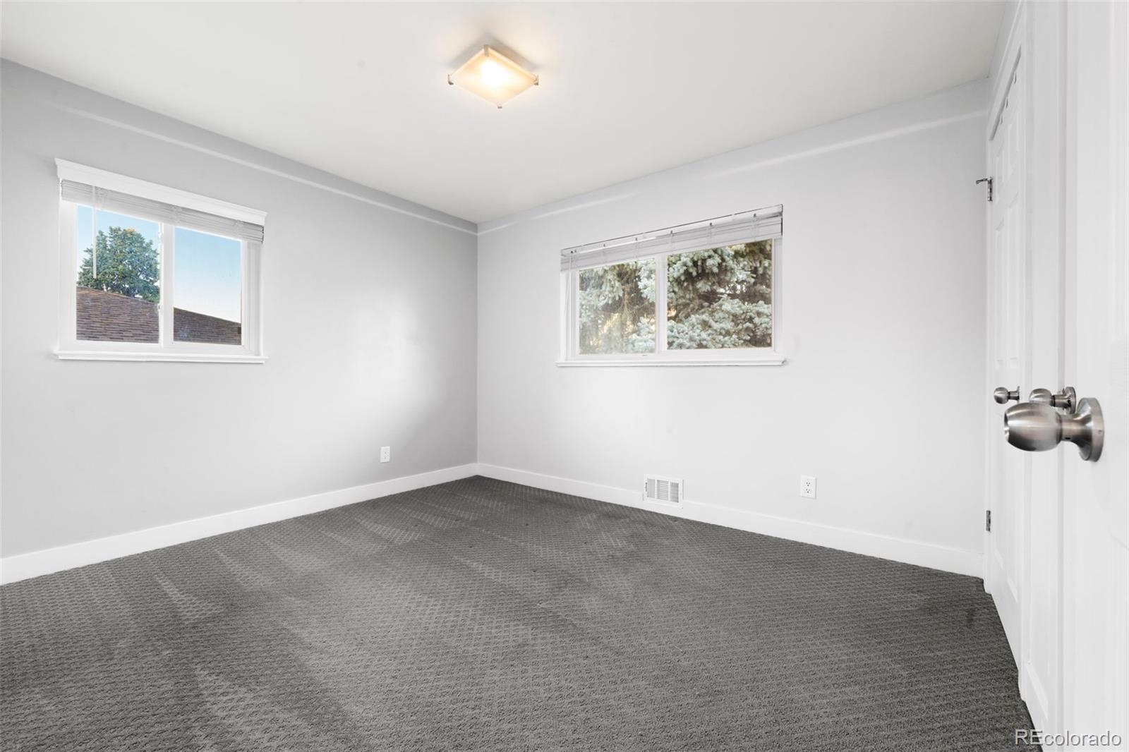 MLS Image #12 for 3565 s holly street,denver, Colorado