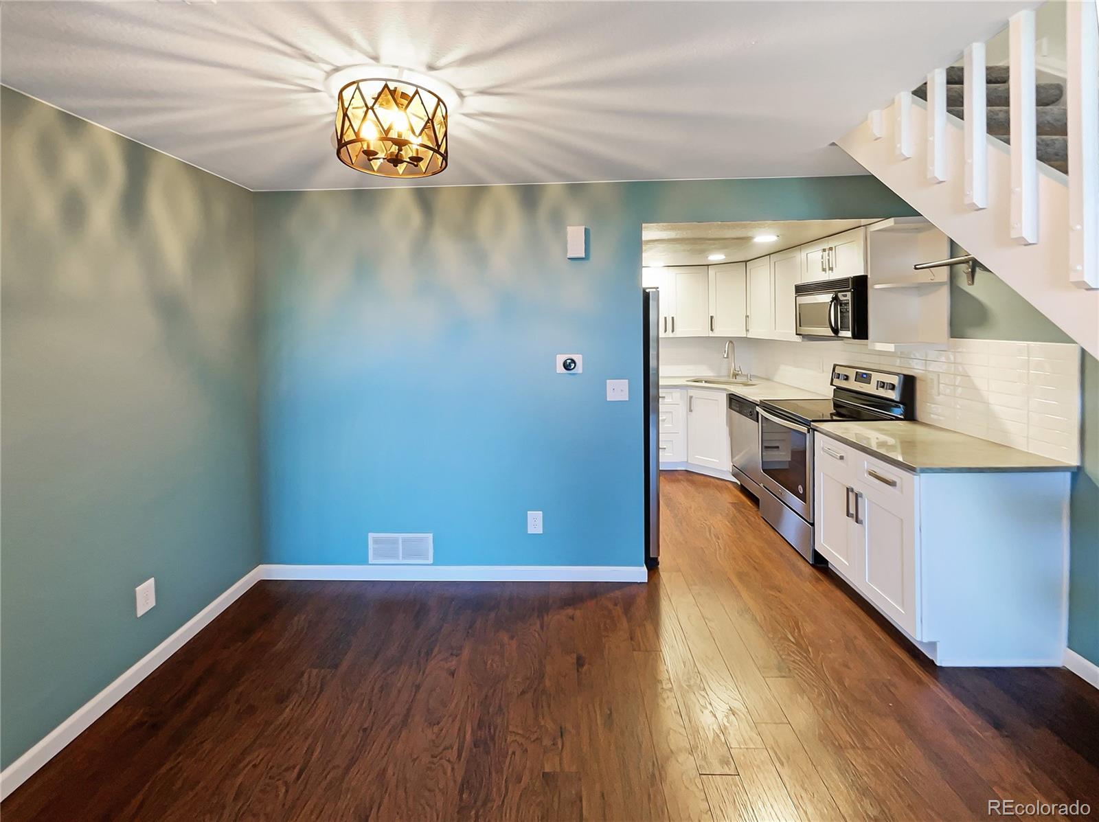 MLS Image #12 for 1885 s quebec way,denver, Colorado