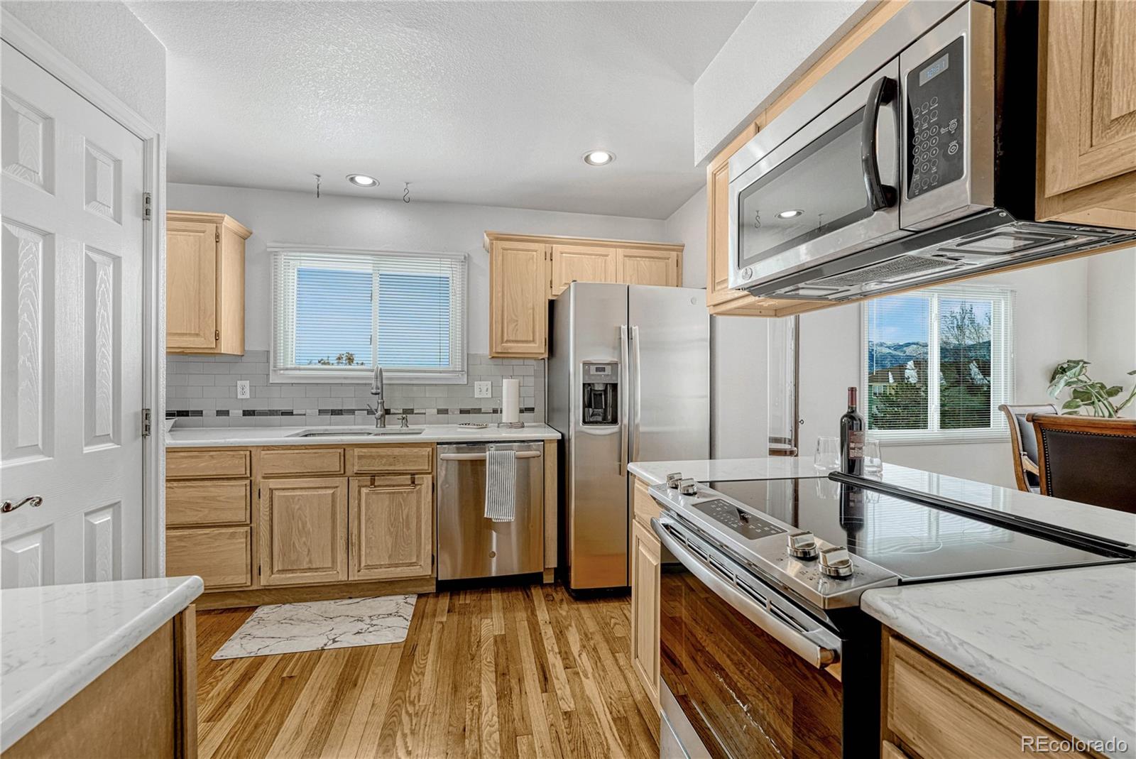 MLS Image #10 for 122  luxury lane,colorado springs, Colorado