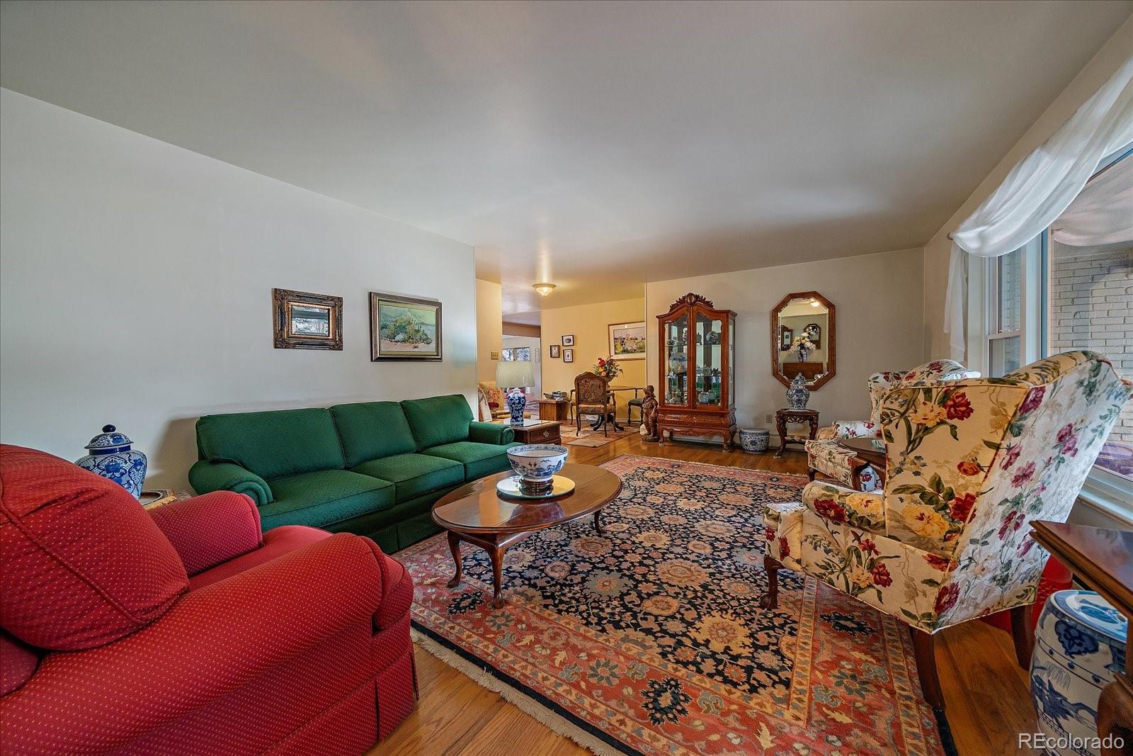 MLS Image #4 for 3831 s hillcrest drive,denver, Colorado