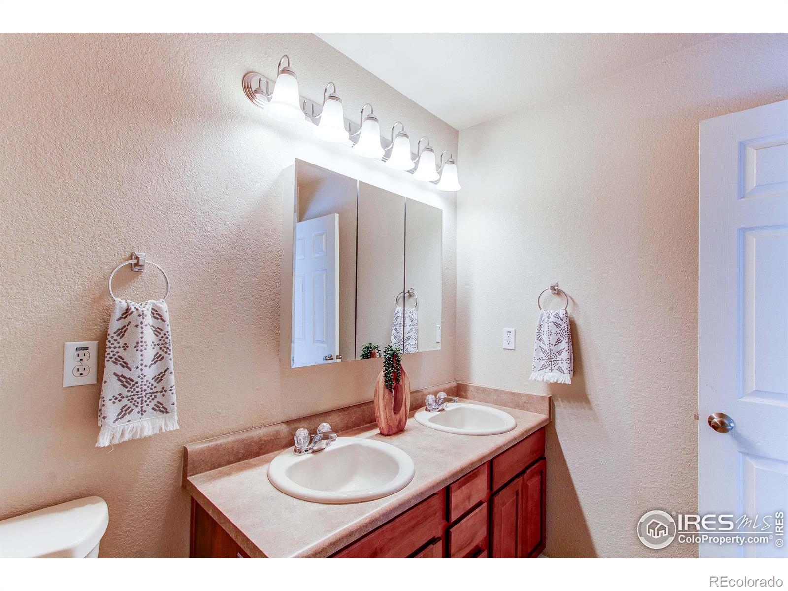 MLS Image #18 for 12754  jasmine street,thornton, Colorado