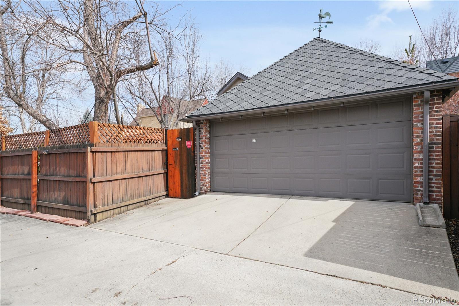 MLS Image #39 for 945  niagara street,denver, Colorado