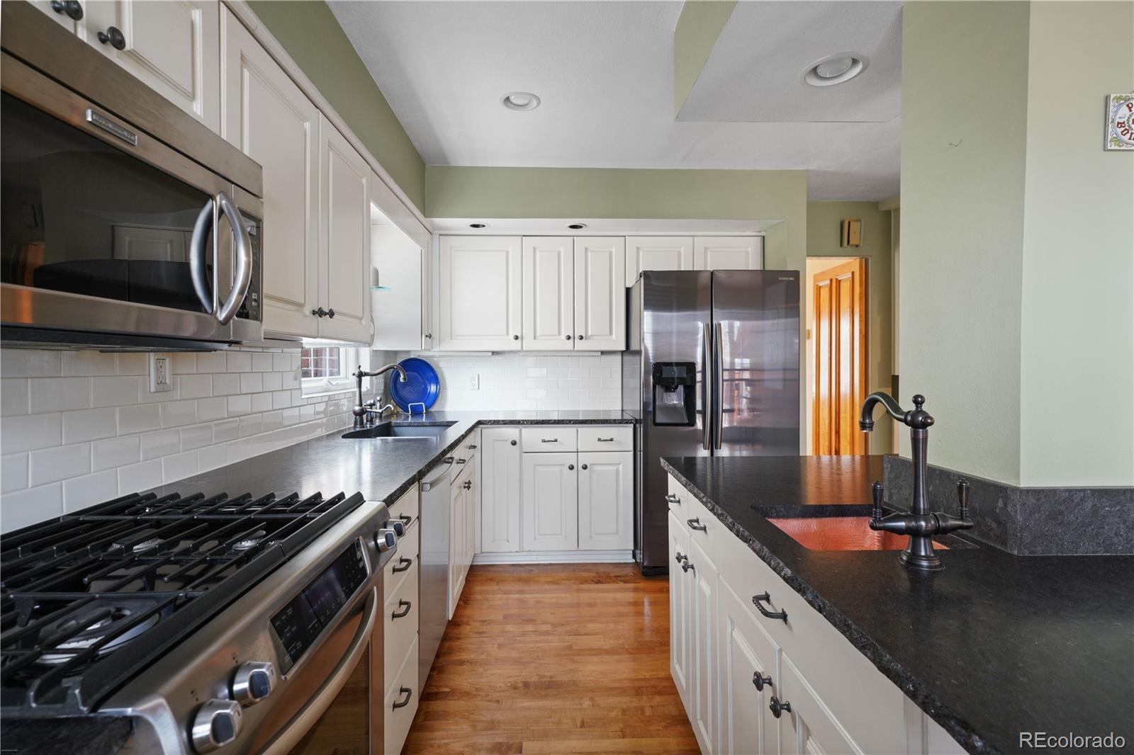 MLS Image #8 for 945  niagara street,denver, Colorado