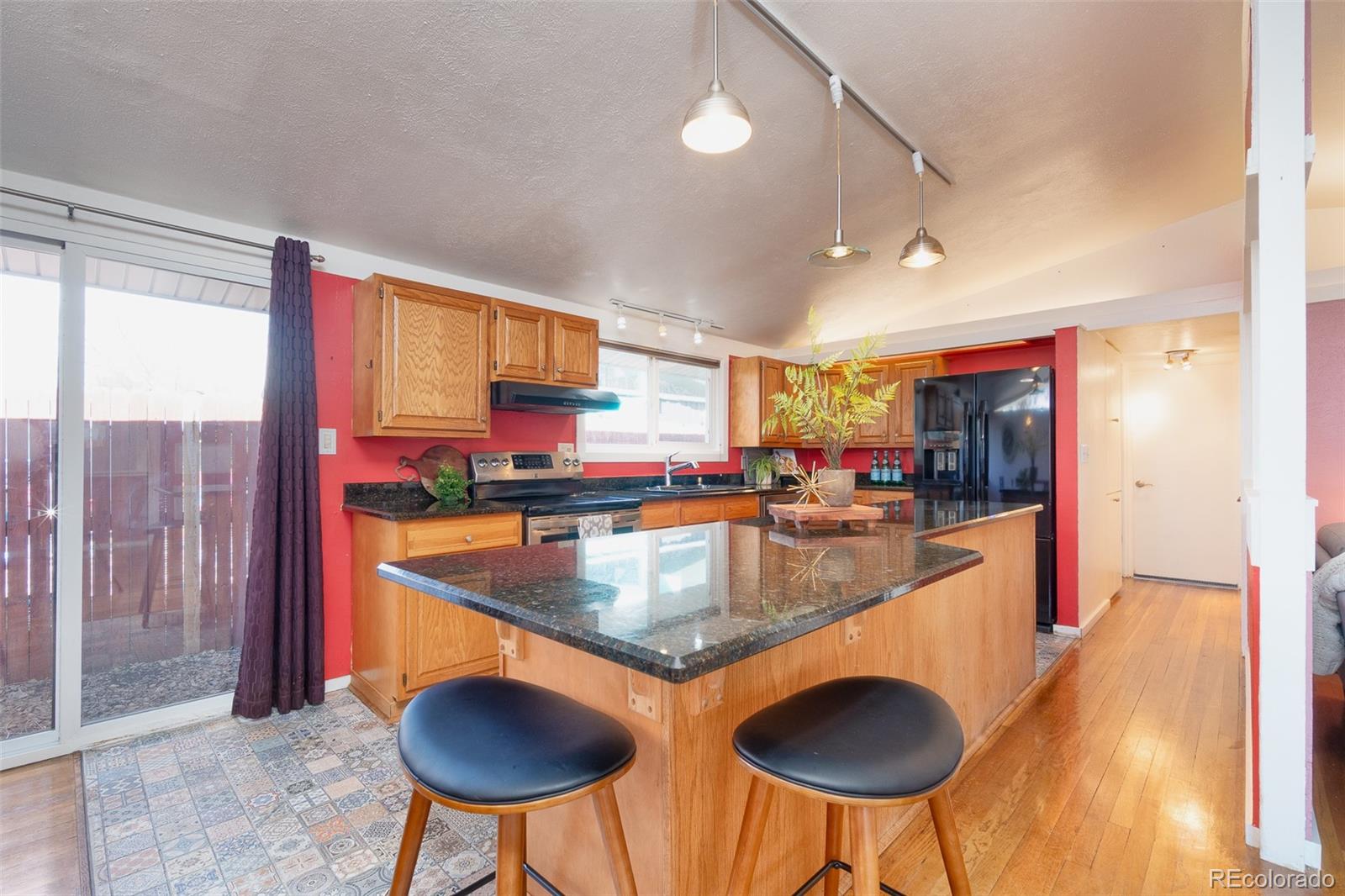 MLS Image #19 for 2370 s meade street,denver, Colorado