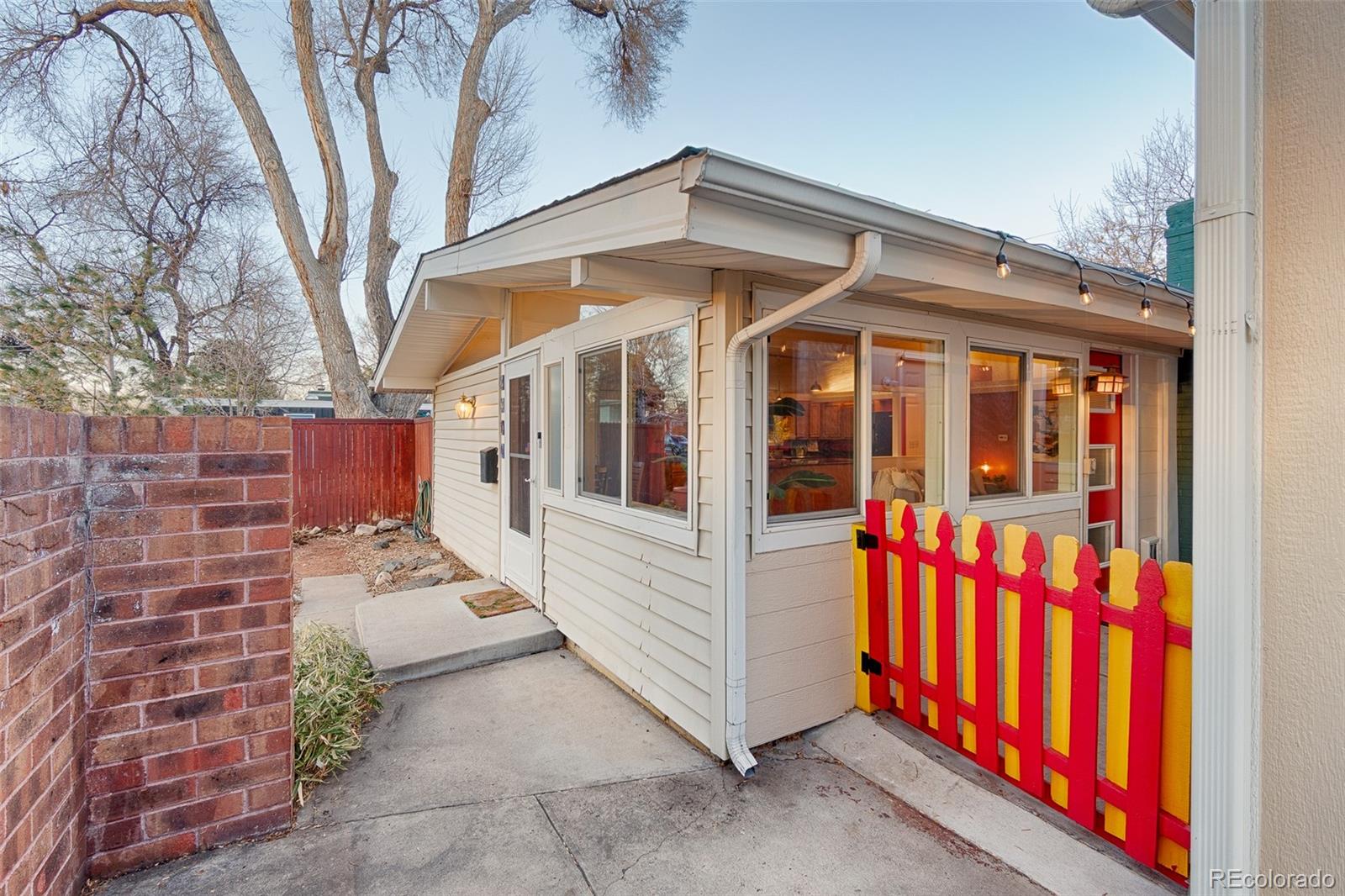 MLS Image #2 for 2370 s meade street,denver, Colorado