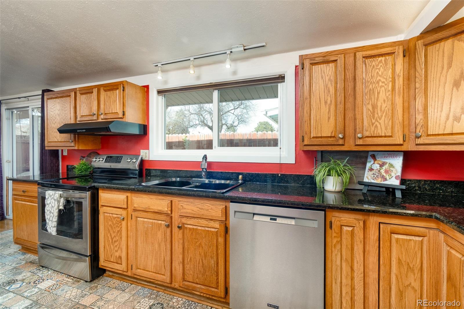 MLS Image #21 for 2370 s meade street,denver, Colorado