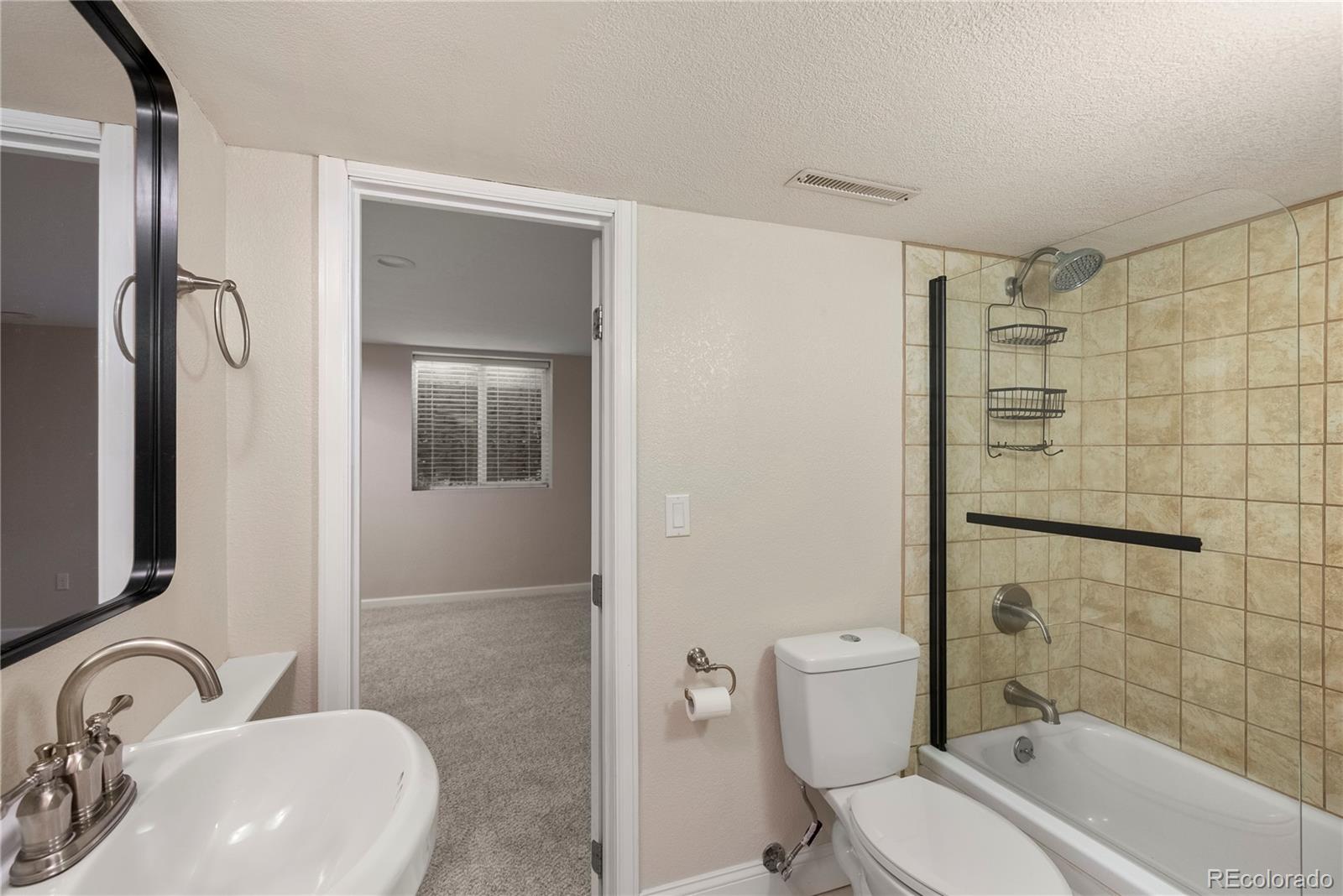 MLS Image #15 for 7624 s trenton drive,centennial, Colorado