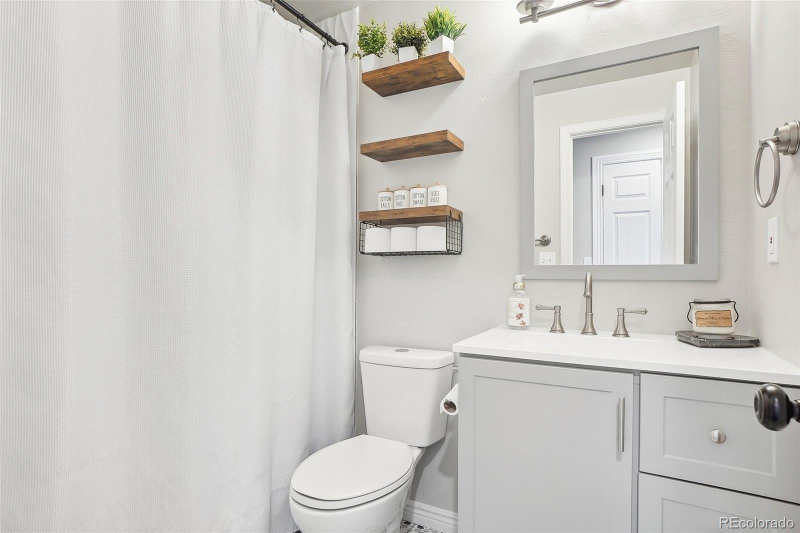 MLS Image #29 for 19003 e oxford drive,aurora, Colorado