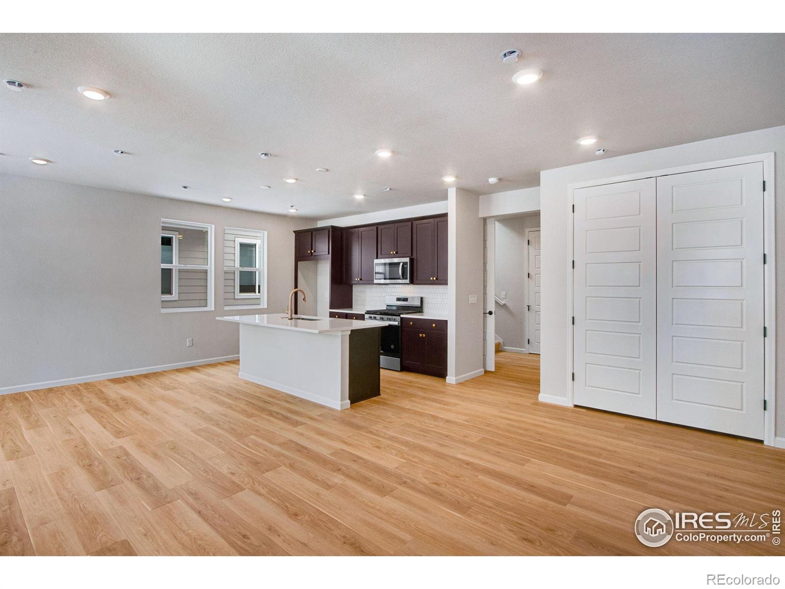 MLS Image #10 for 1423  great western drive,longmont, Colorado