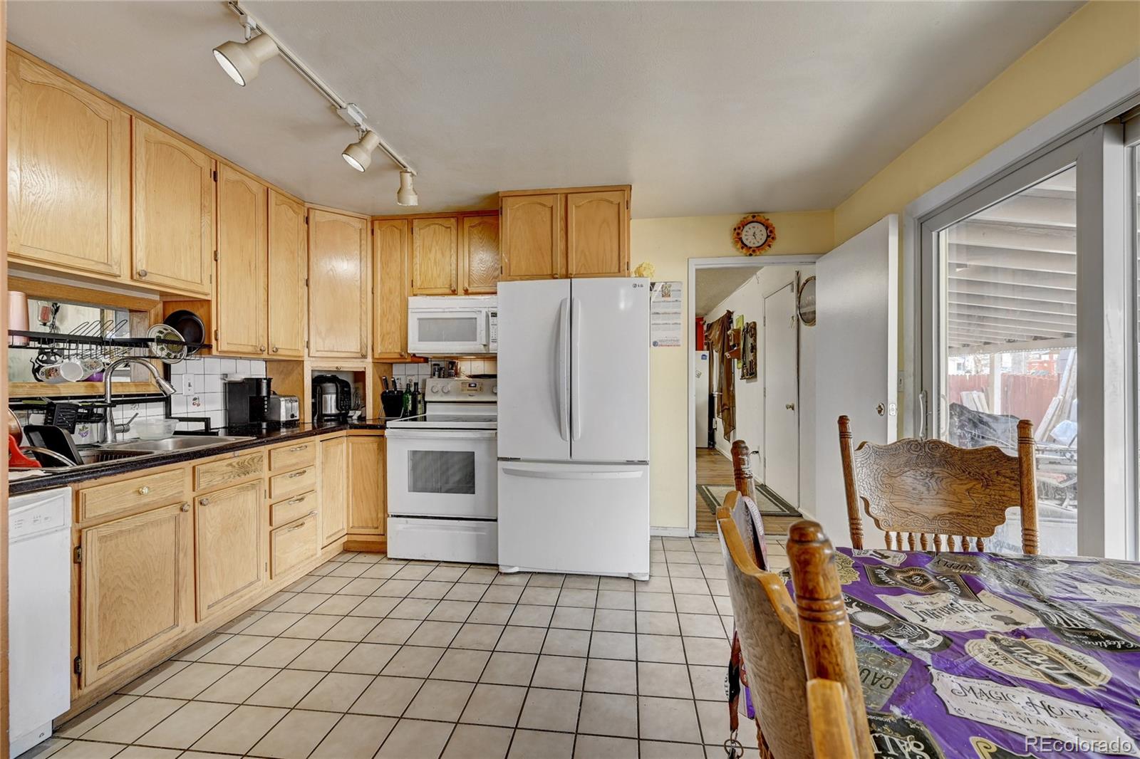 MLS Image #2 for 2551 s carson way,aurora, Colorado