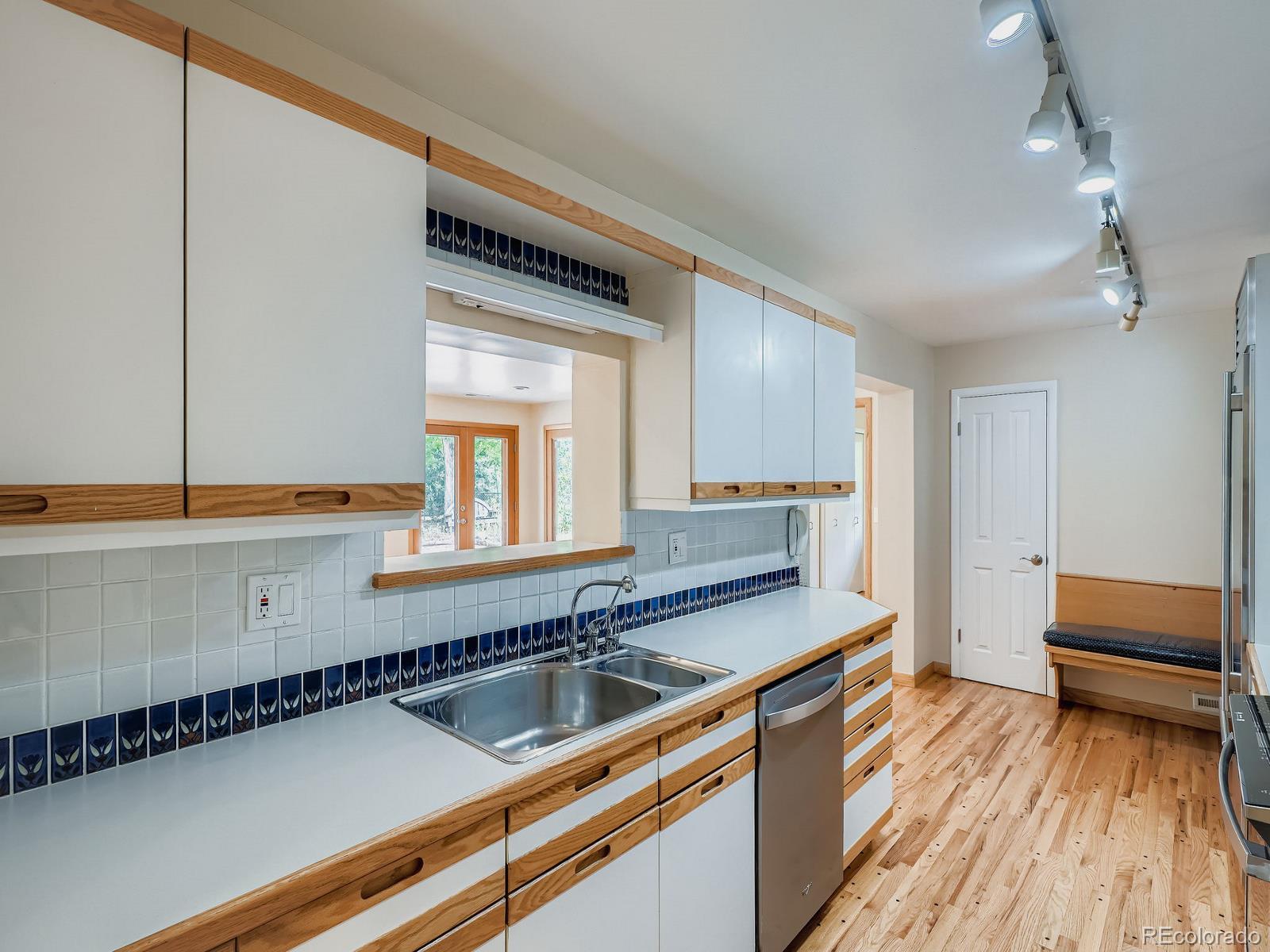 MLS Image #2 for 5810 s elati street,littleton, Colorado