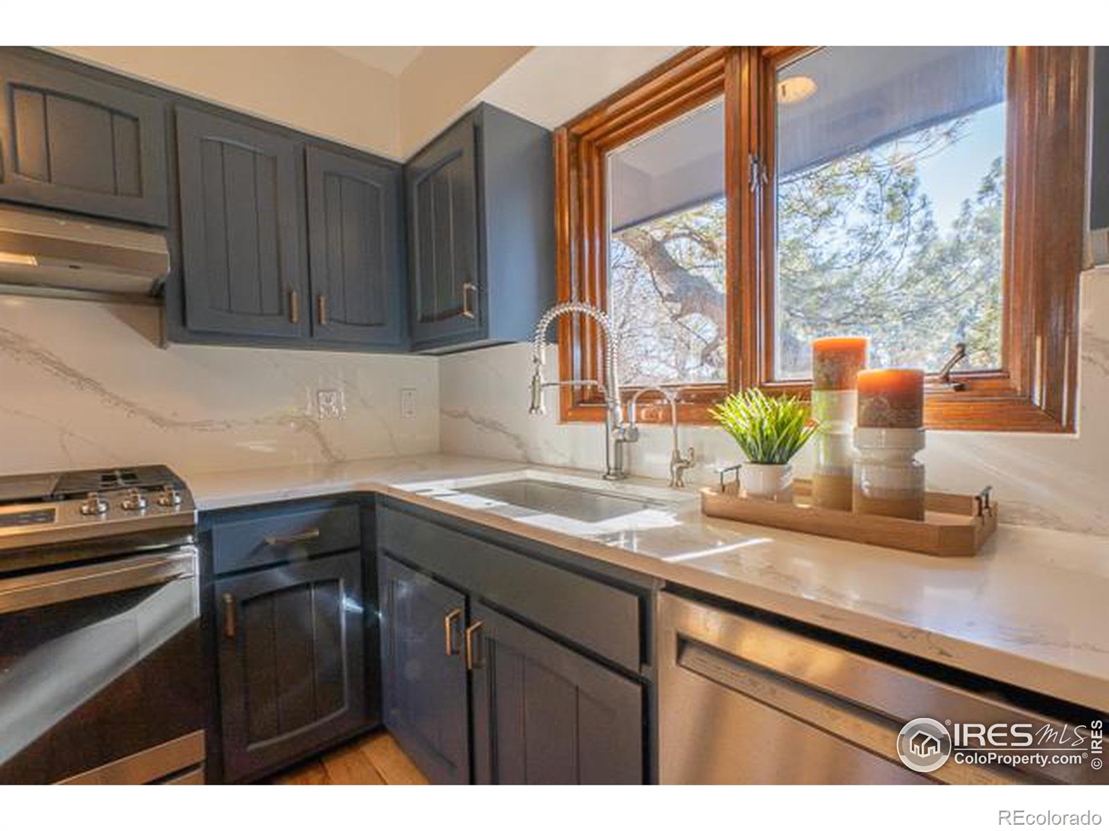 MLS Image #10 for 836  valley view road,fort collins, Colorado