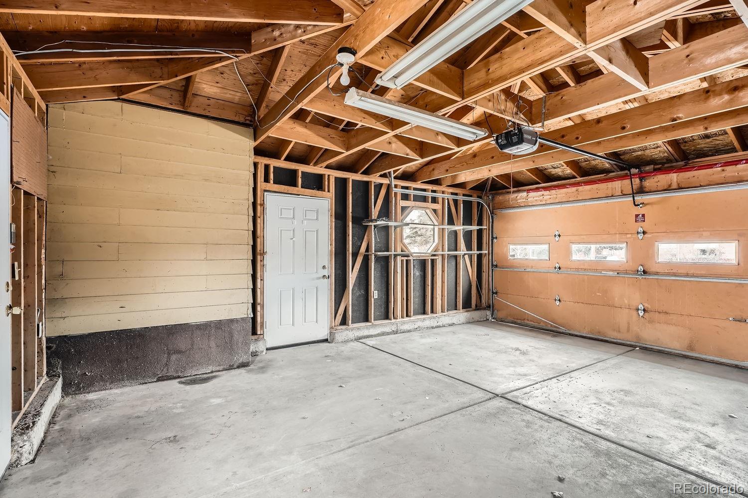 MLS Image #38 for 3361 s dahlia street,denver, Colorado