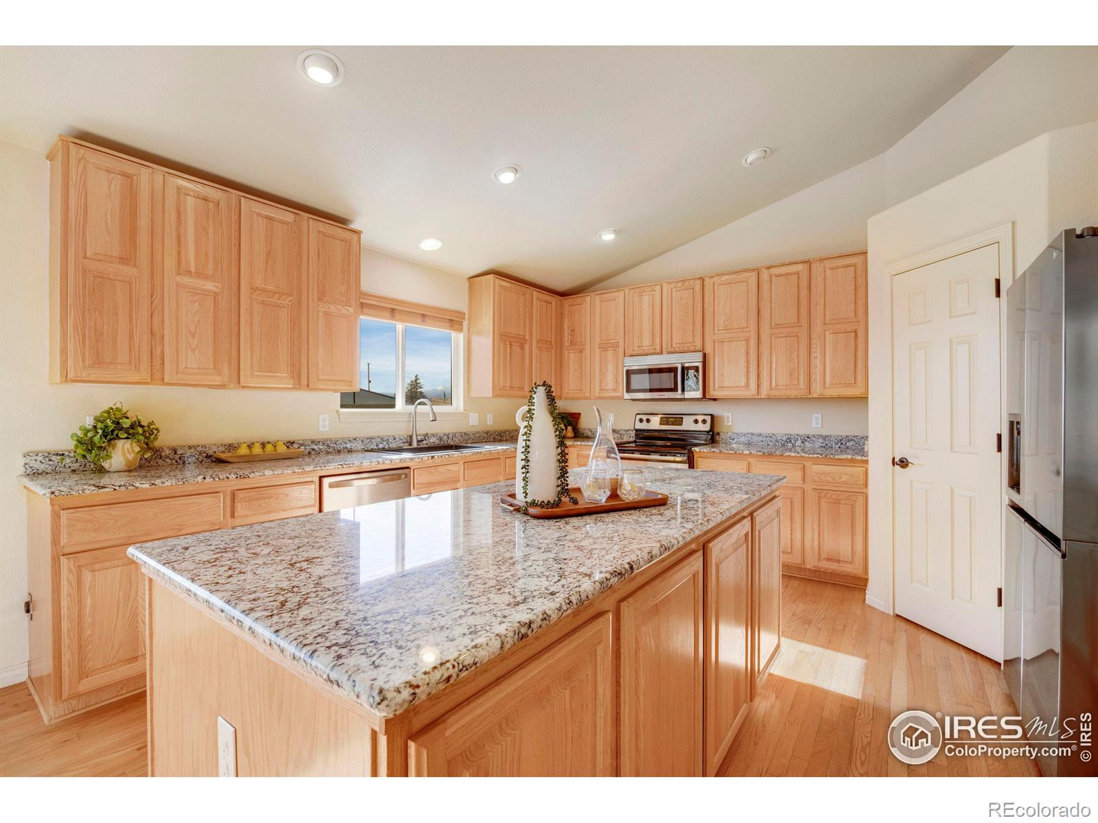 MLS Image #10 for 721  stonington lane,fort collins, Colorado