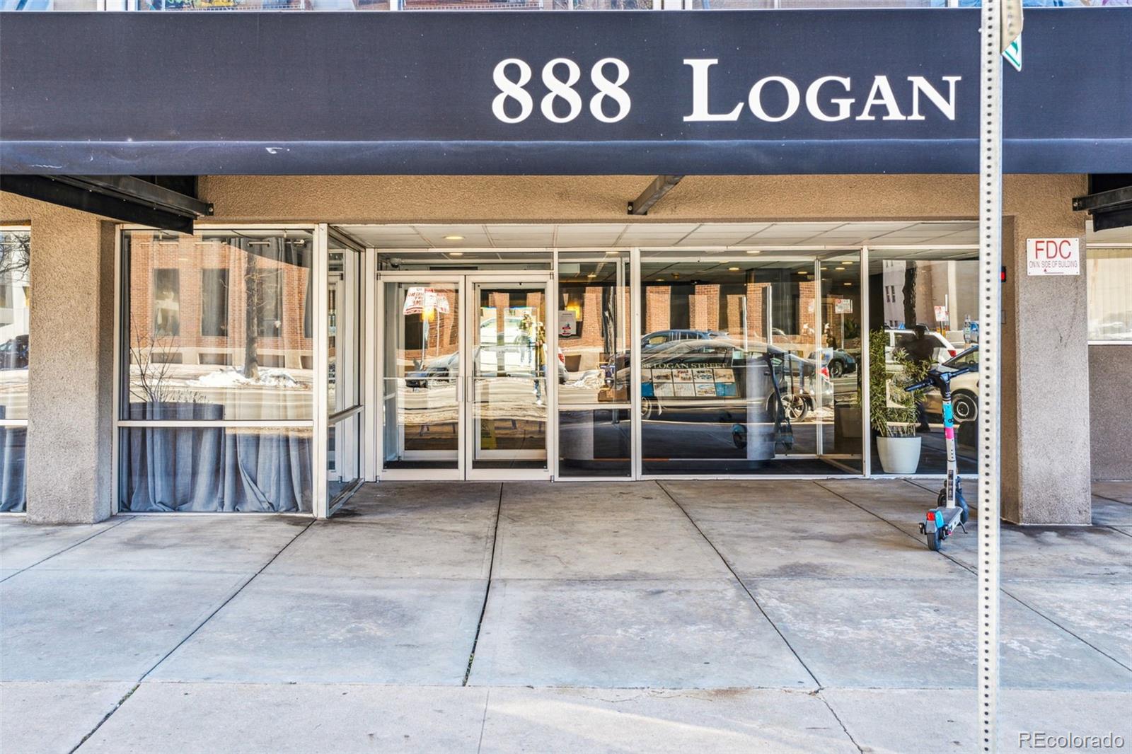 MLS Image #32 for 888 n logan street 5a,denver, Colorado