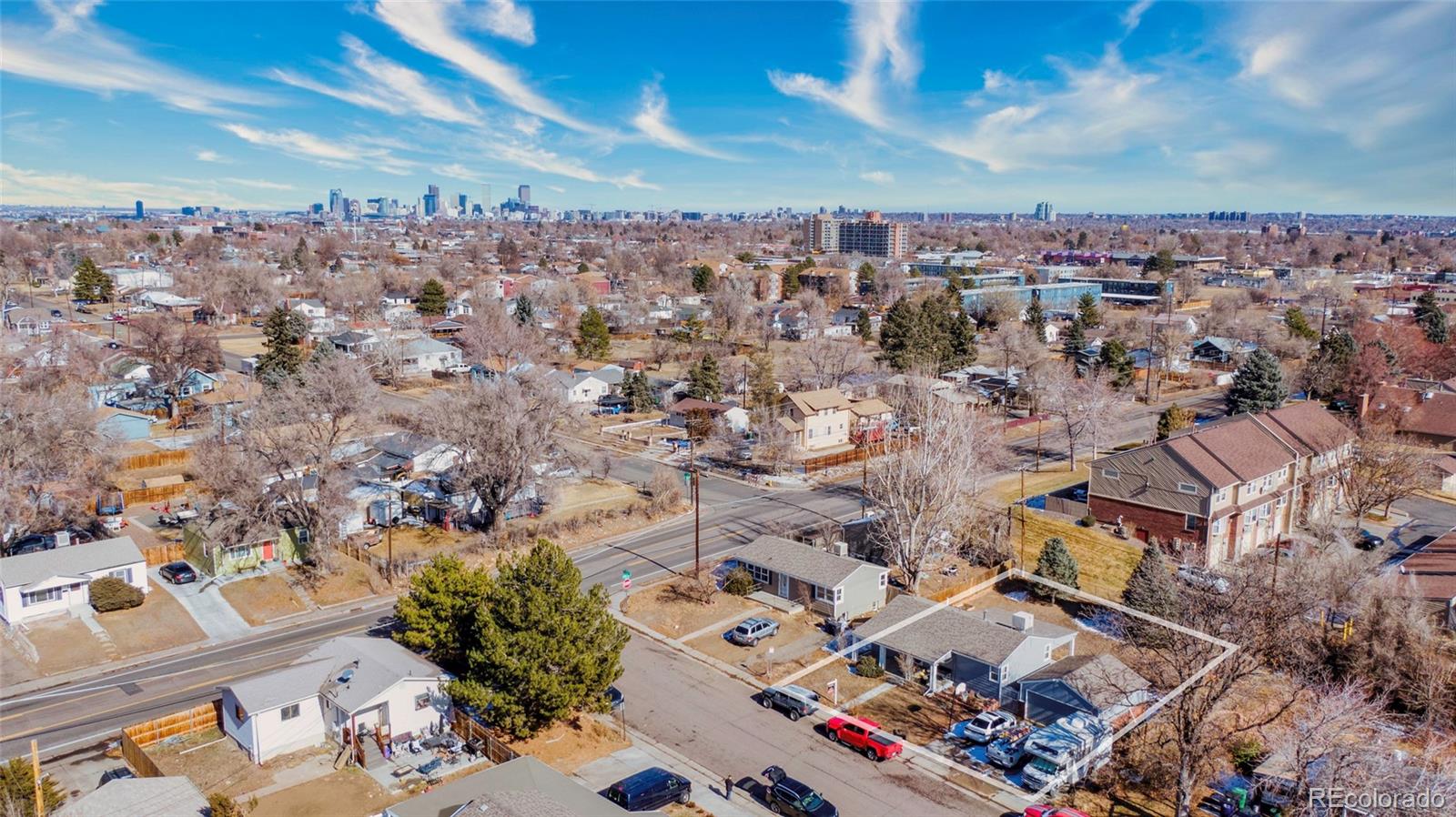 MLS Image #19 for 1510 s knox court,denver, Colorado