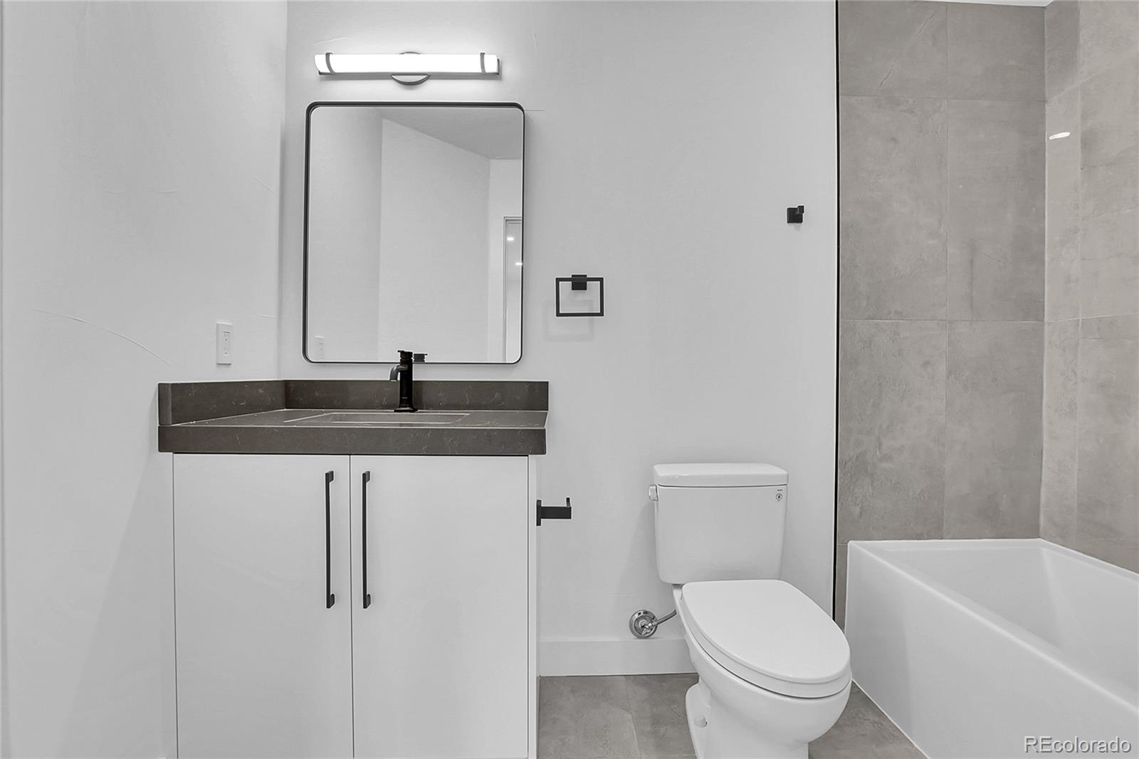 MLS Image #11 for 300 s franklin street,denver, Colorado