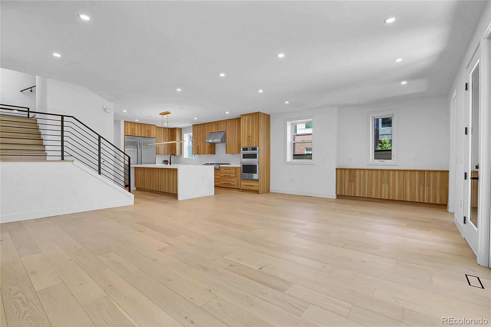 MLS Image #4 for 300 s franklin street,denver, Colorado