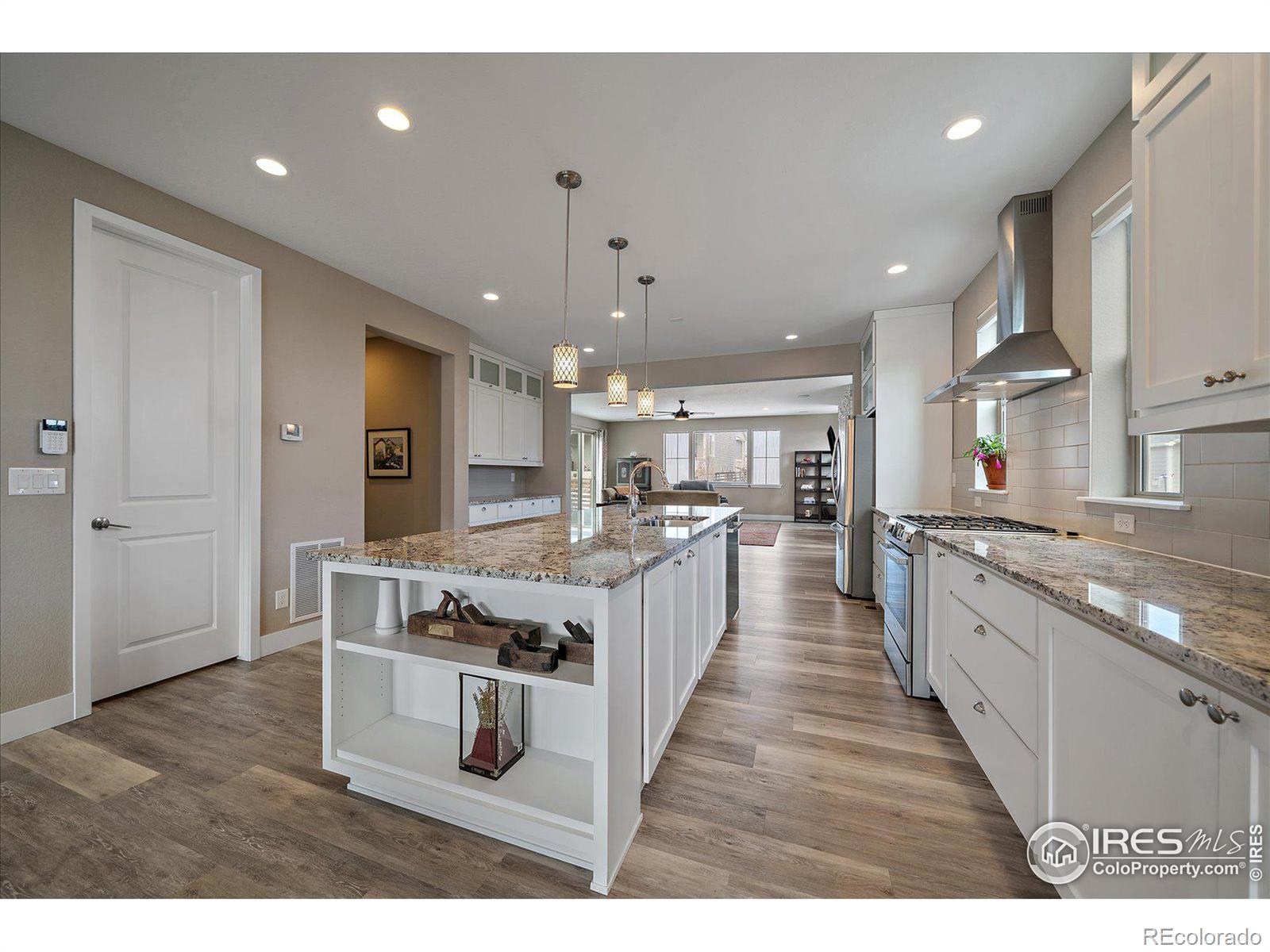 MLS Image #11 for 4565  colorado river drive,firestone, Colorado