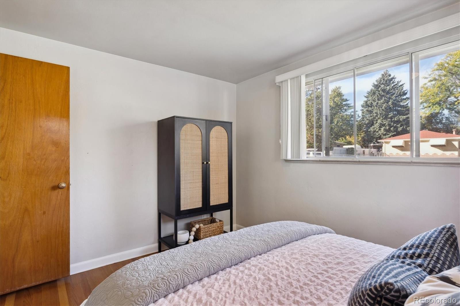 MLS Image #15 for 2546 s stuart street,denver, Colorado