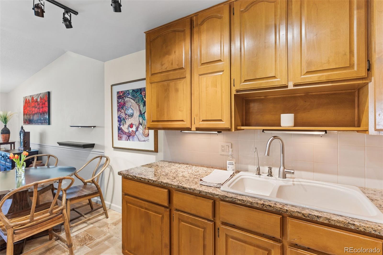 MLS Image #13 for 9320 e center avenue,denver, Colorado