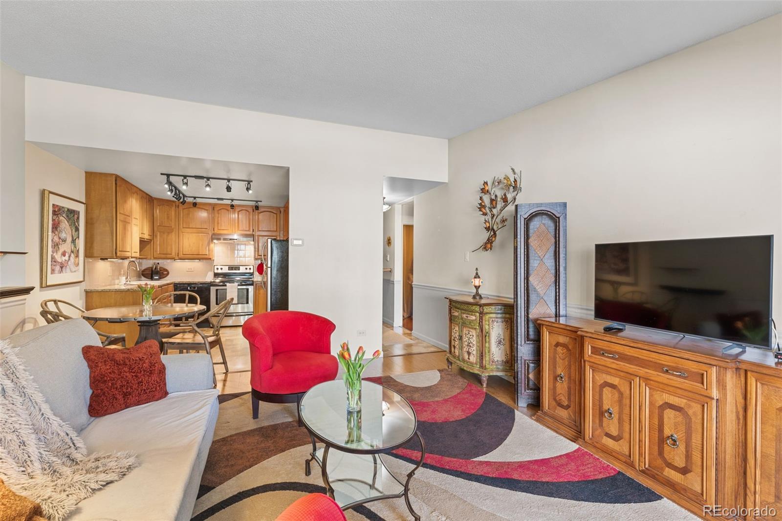 MLS Image #5 for 9320 e center avenue,denver, Colorado