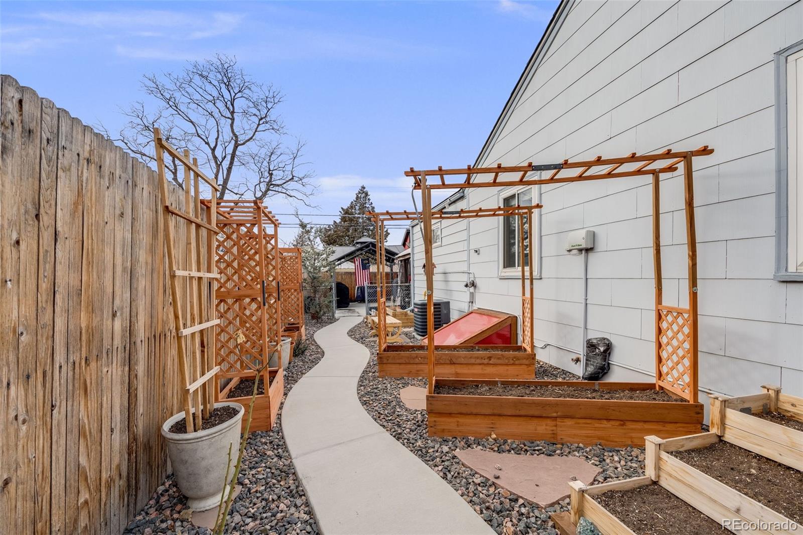 MLS Image #32 for 935  newark street,aurora, Colorado