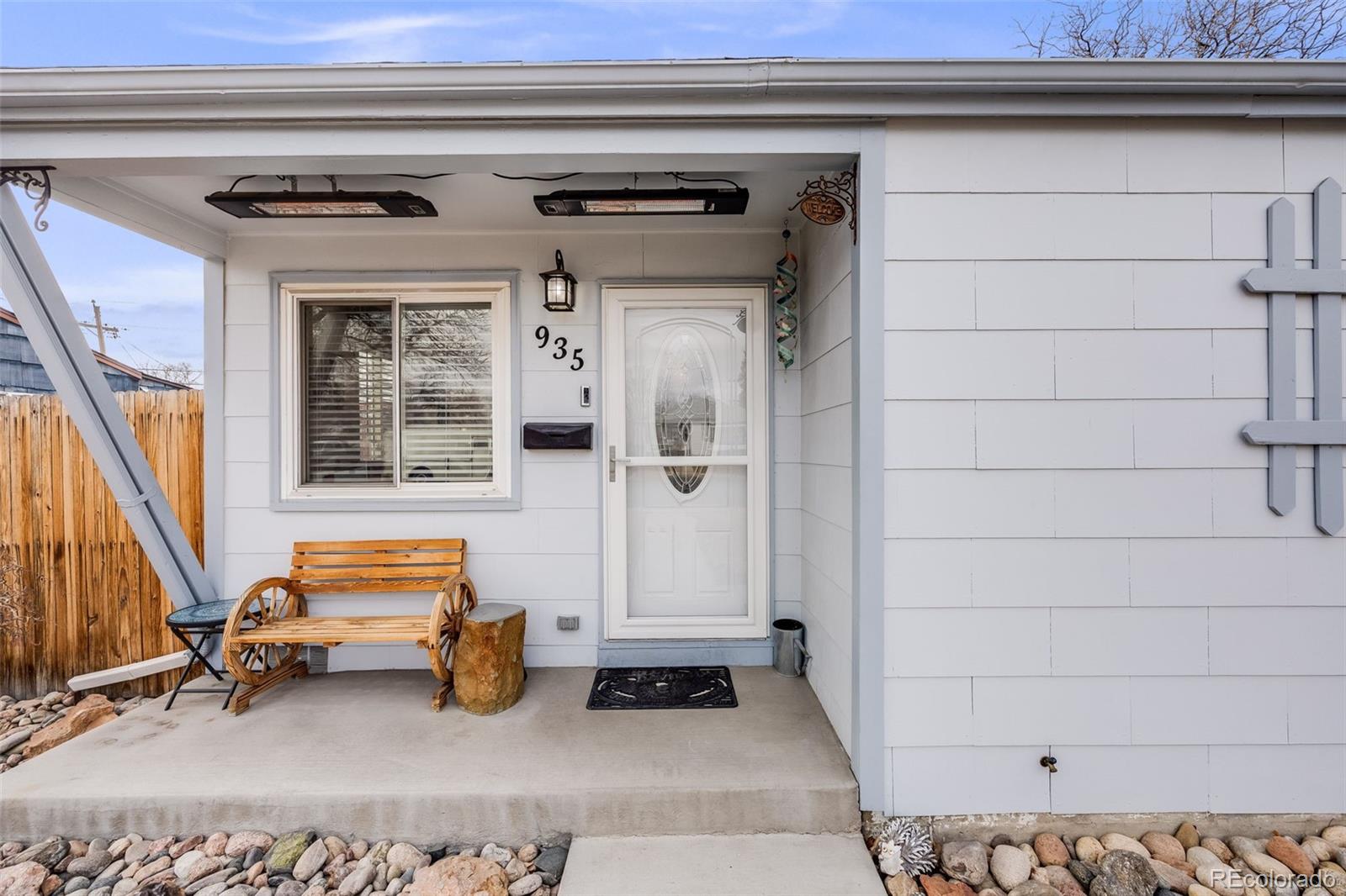 MLS Image #4 for 935  newark street,aurora, Colorado