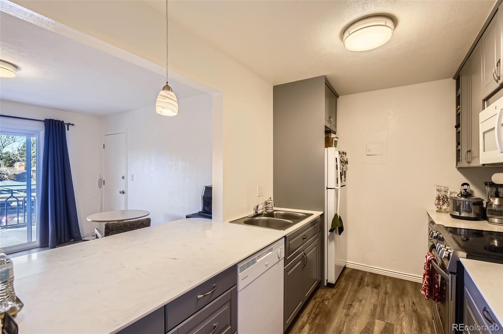 MLS Image #5 for 3855 s monaco street 209,denver, Colorado