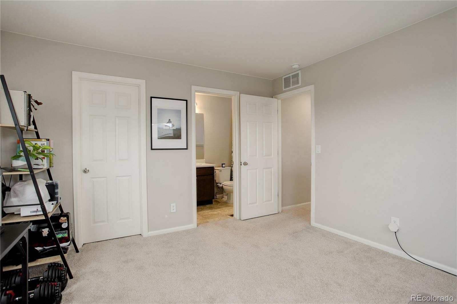 MLS Image #19 for 16102 e 47th place,denver, Colorado