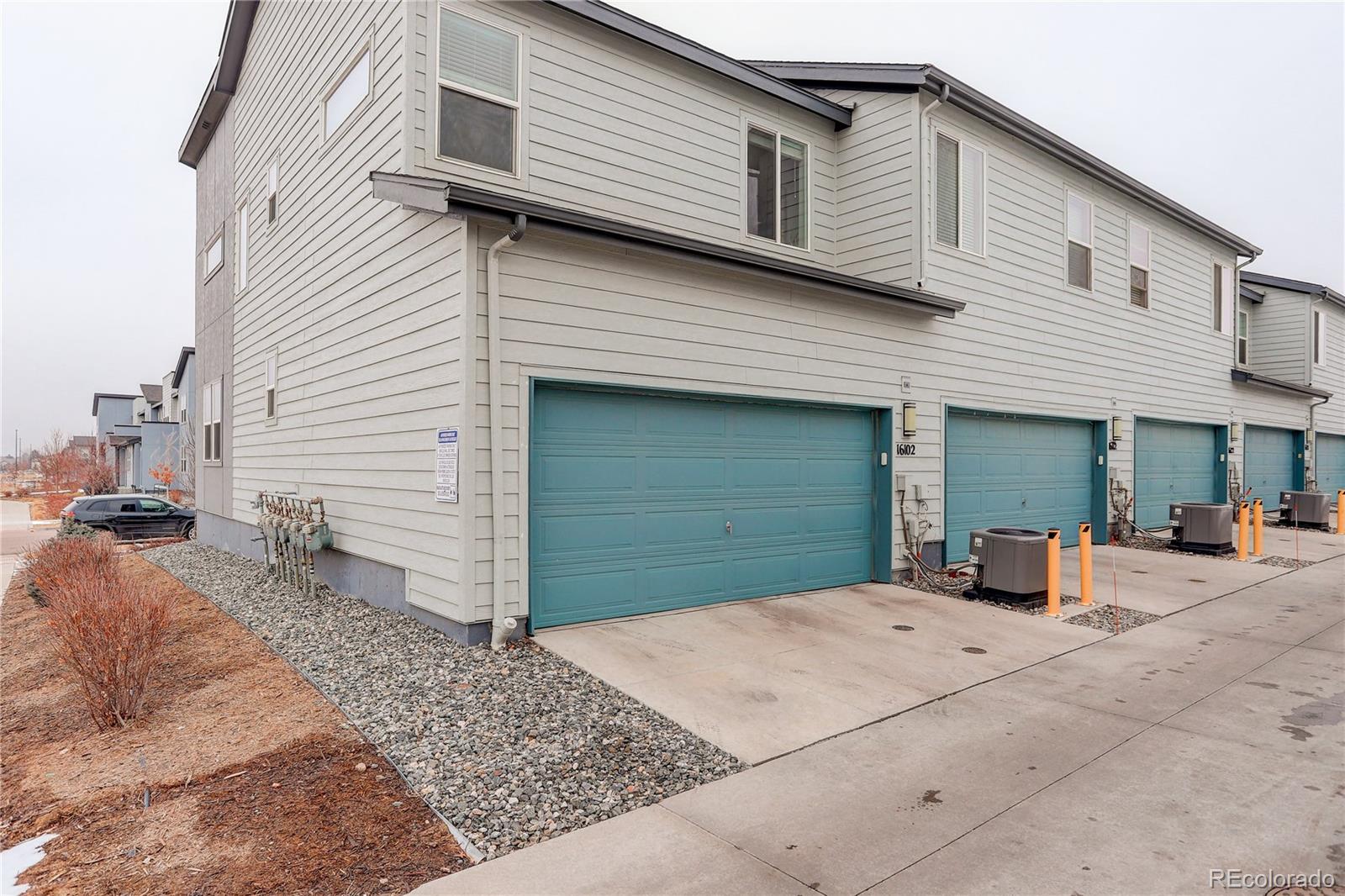 MLS Image #22 for 16102 e 47th place,denver, Colorado