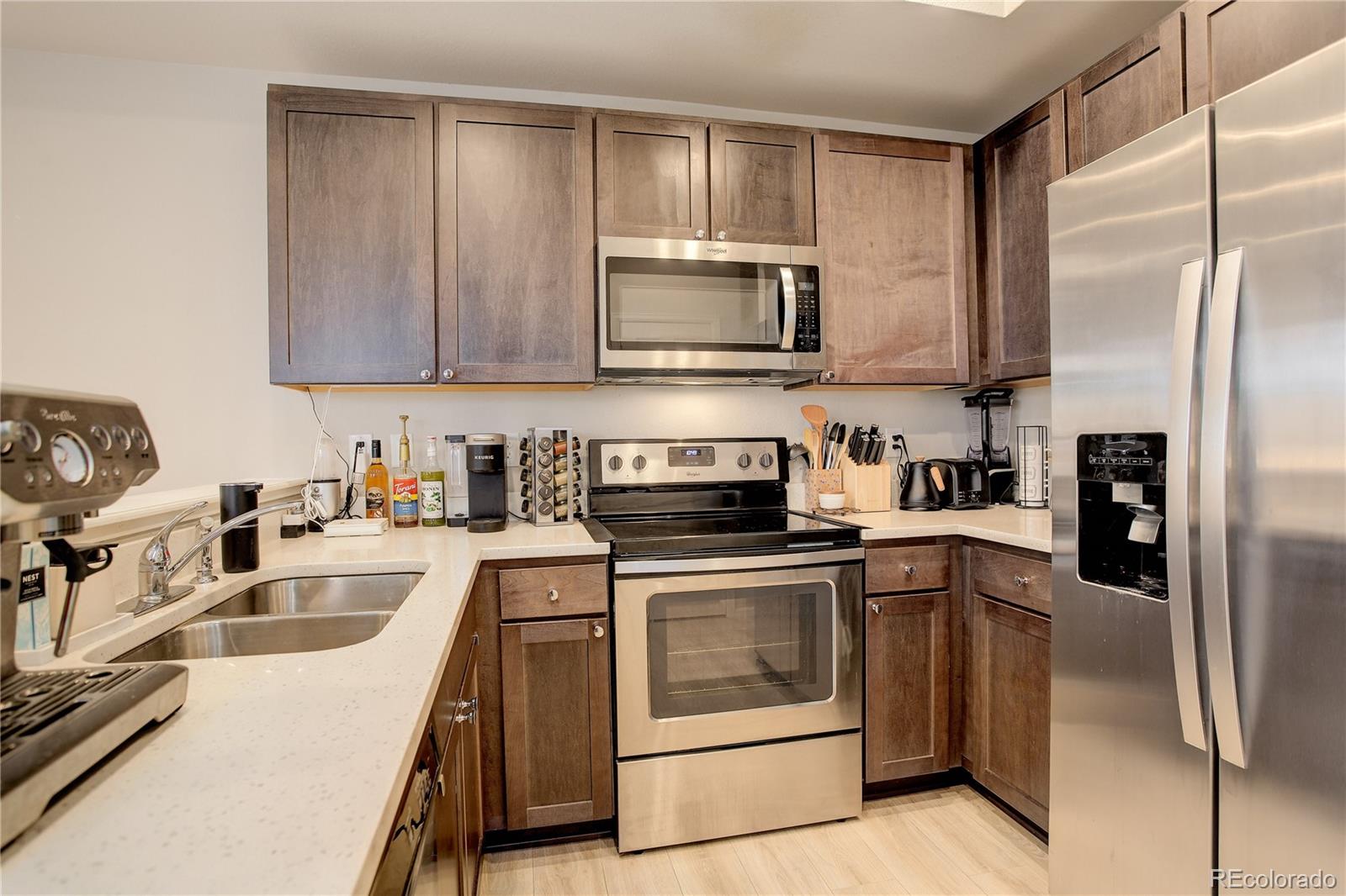 MLS Image #8 for 16102 e 47th place,denver, Colorado