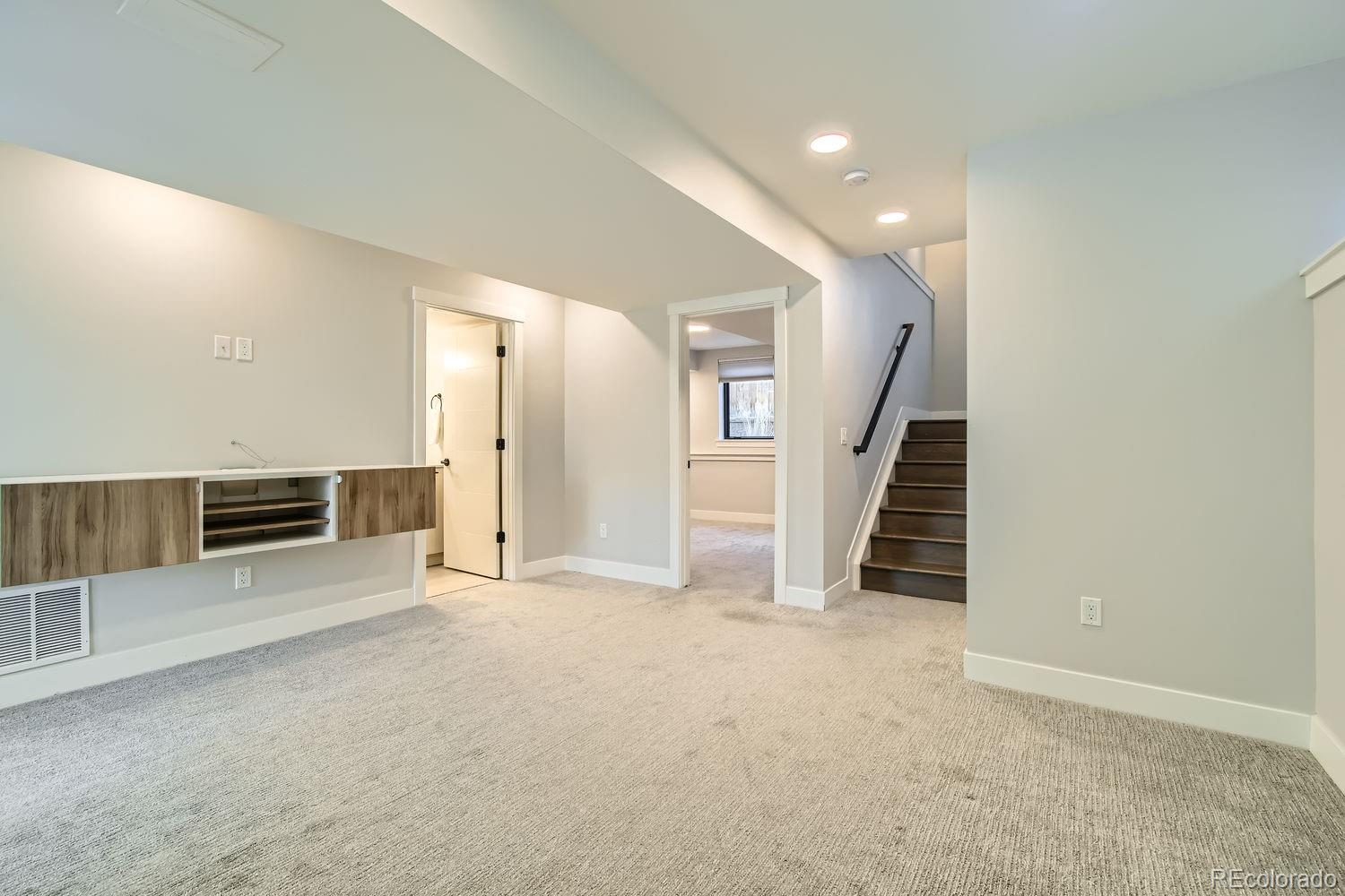 MLS Image #33 for 2475 e 28th avenue,denver, Colorado