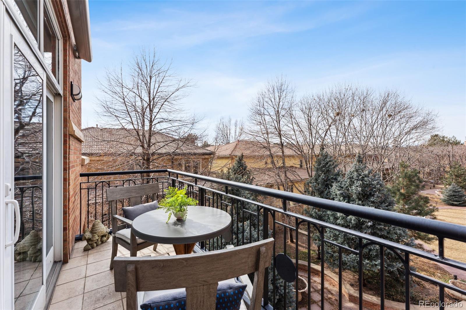 MLS Image #19 for 2400 e cherry creek south drive,denver, Colorado