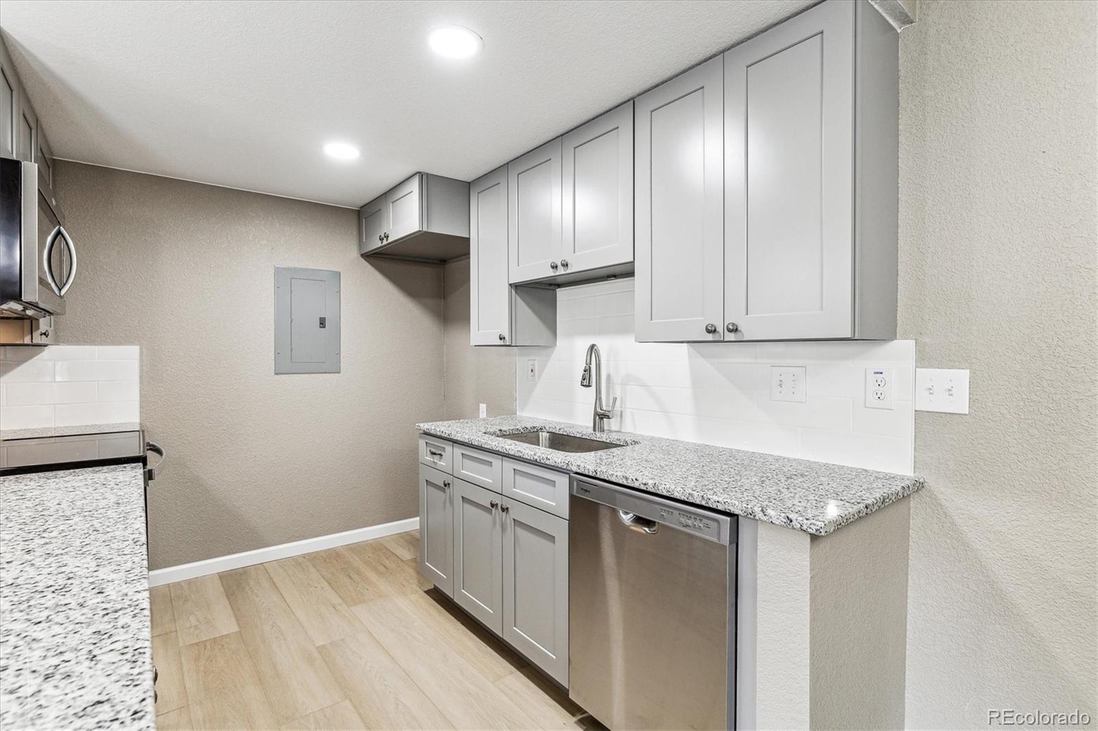 MLS Image #2 for 18004 e ohio avenue 101,aurora, Colorado