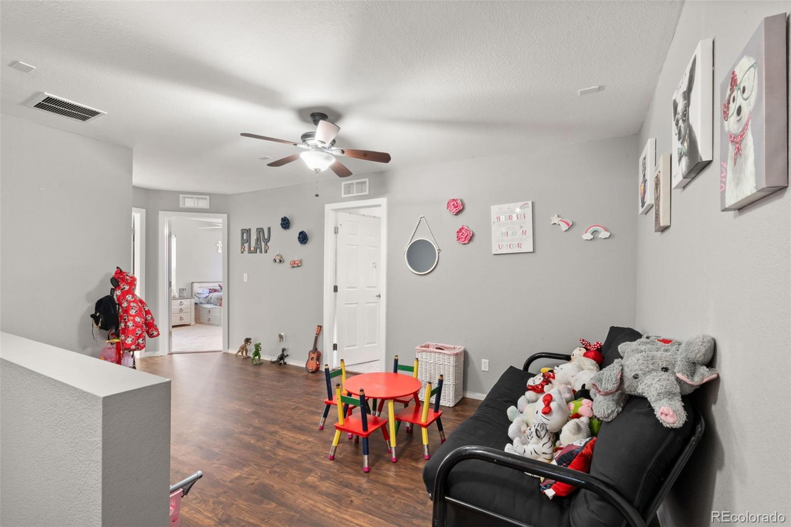 MLS Image #10 for 5562  gibraltar street,denver, Colorado