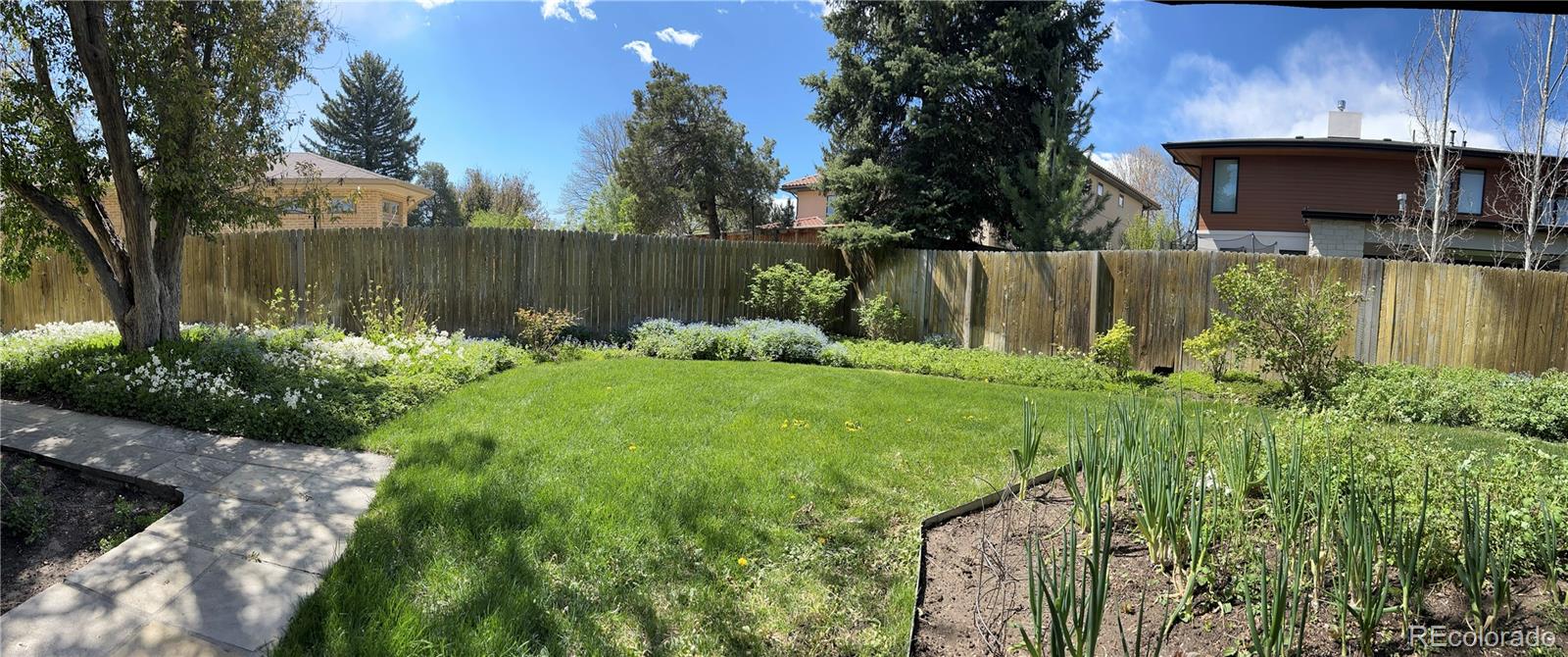 MLS Image #46 for 215  locust lane,denver, Colorado