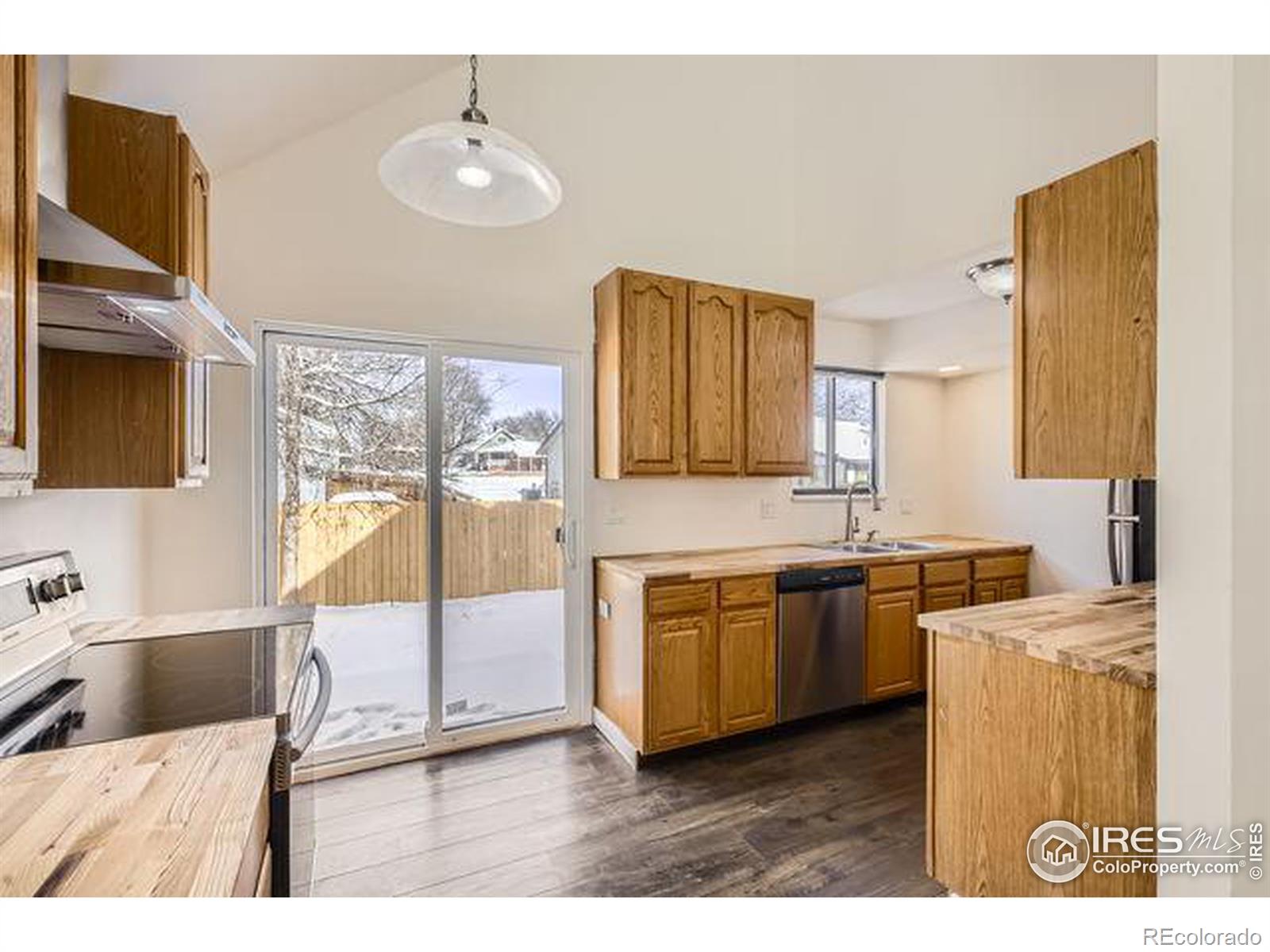 MLS Image #0 for 1057  townley circle,longmont, Colorado