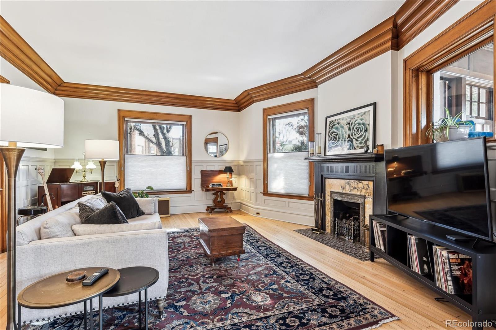 MLS Image #10 for 1401 n franklin street 1,denver, Colorado
