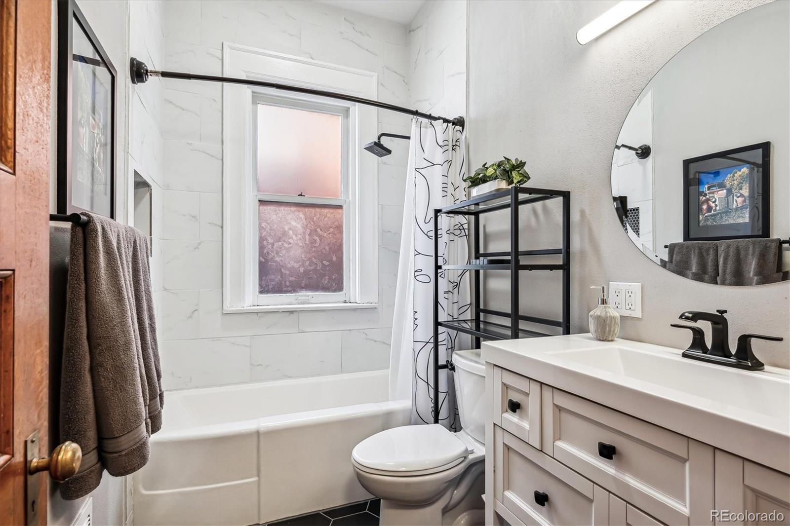 MLS Image #33 for 1401 n franklin street 1,denver, Colorado
