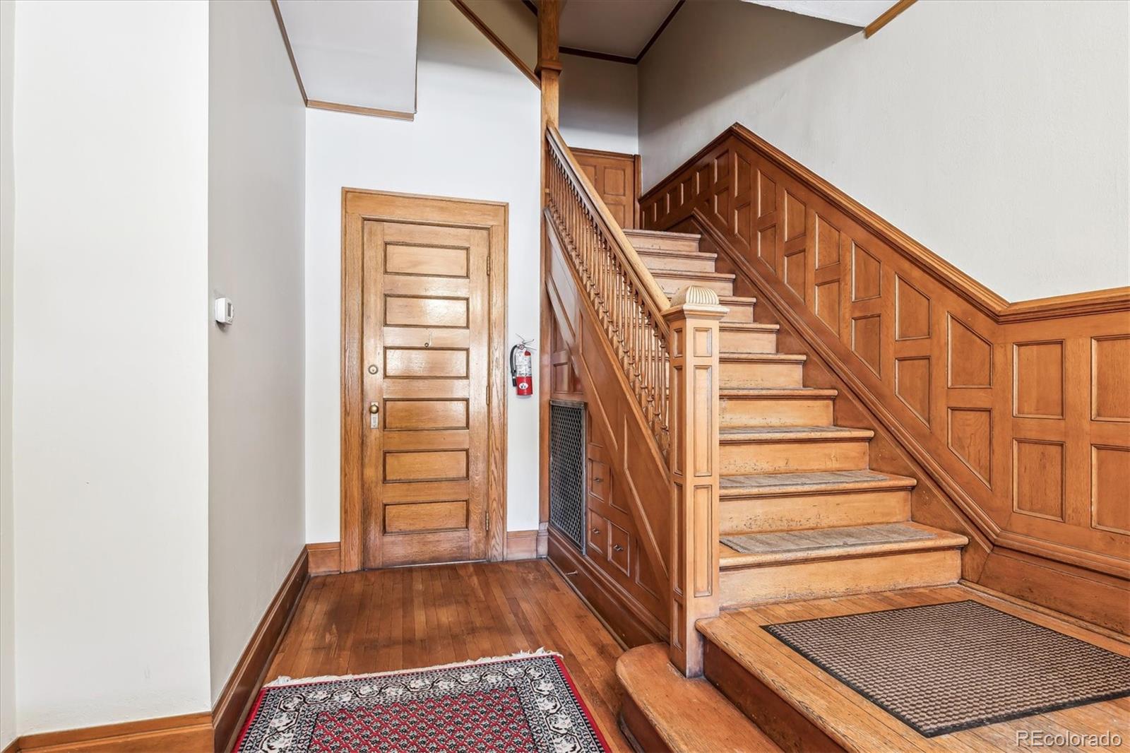 MLS Image #5 for 1401 n franklin street 1,denver, Colorado