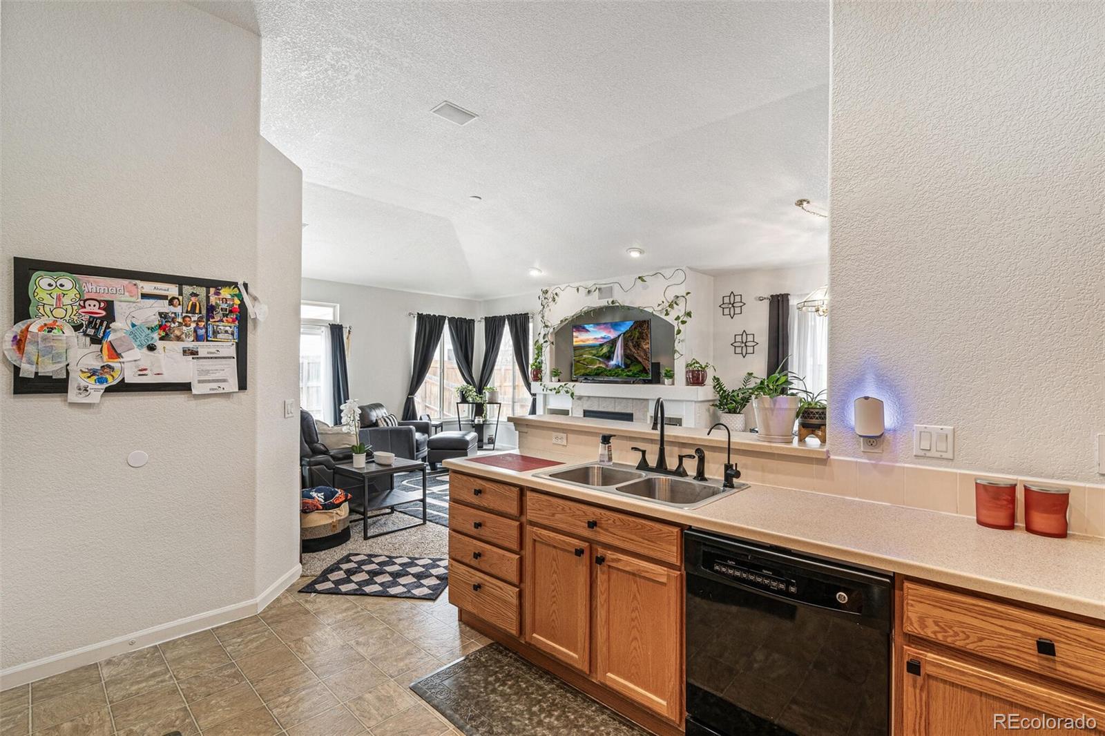 MLS Image #12 for 16040 e 98th avenue,commerce city, Colorado