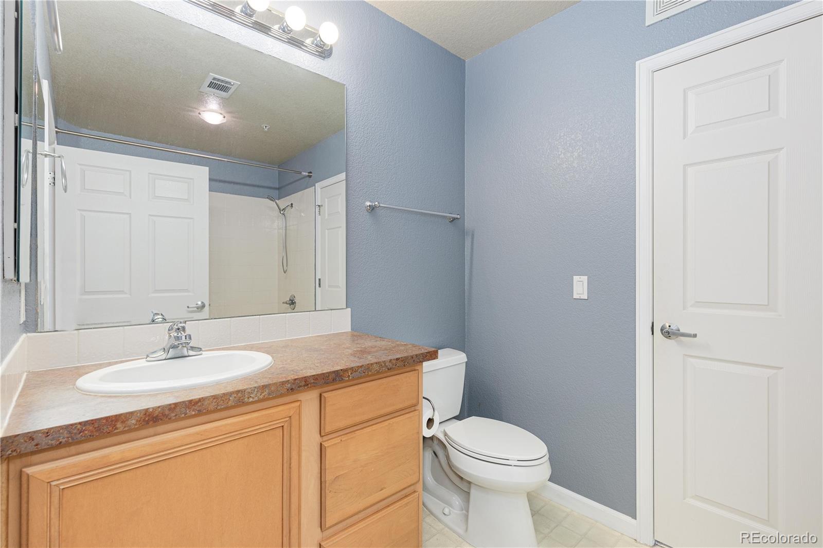 MLS Image #20 for 15475  andrews drive,denver, Colorado