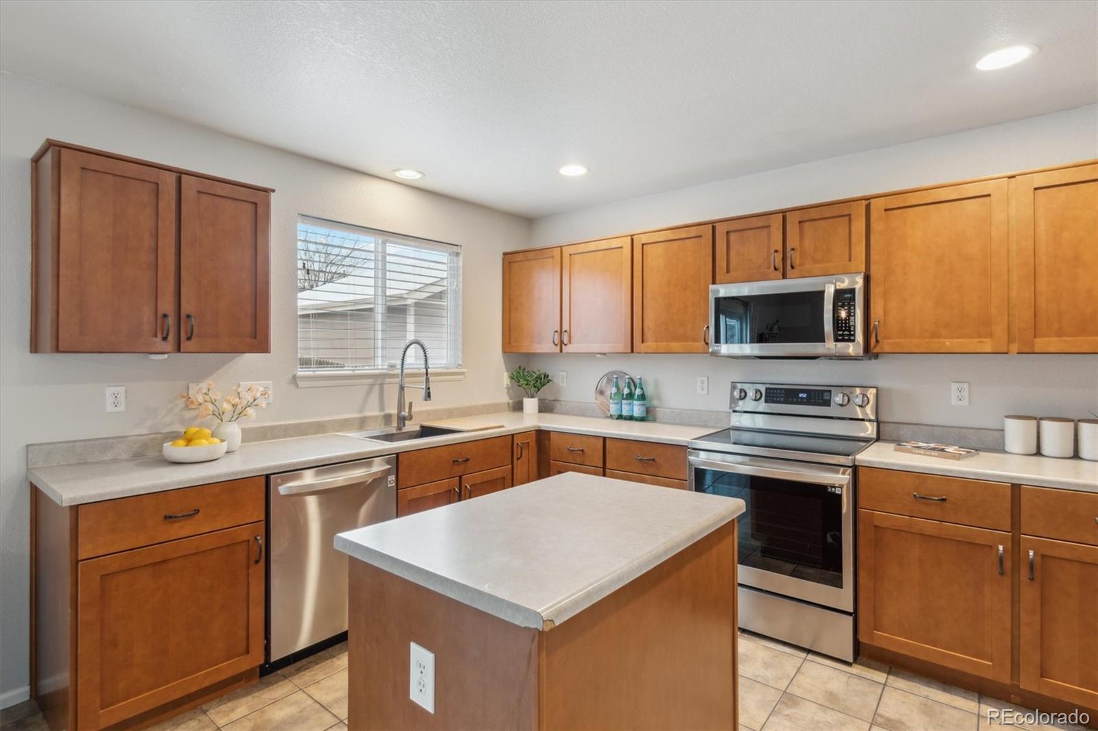 MLS Image #8 for 4459 s independence court,littleton, Colorado