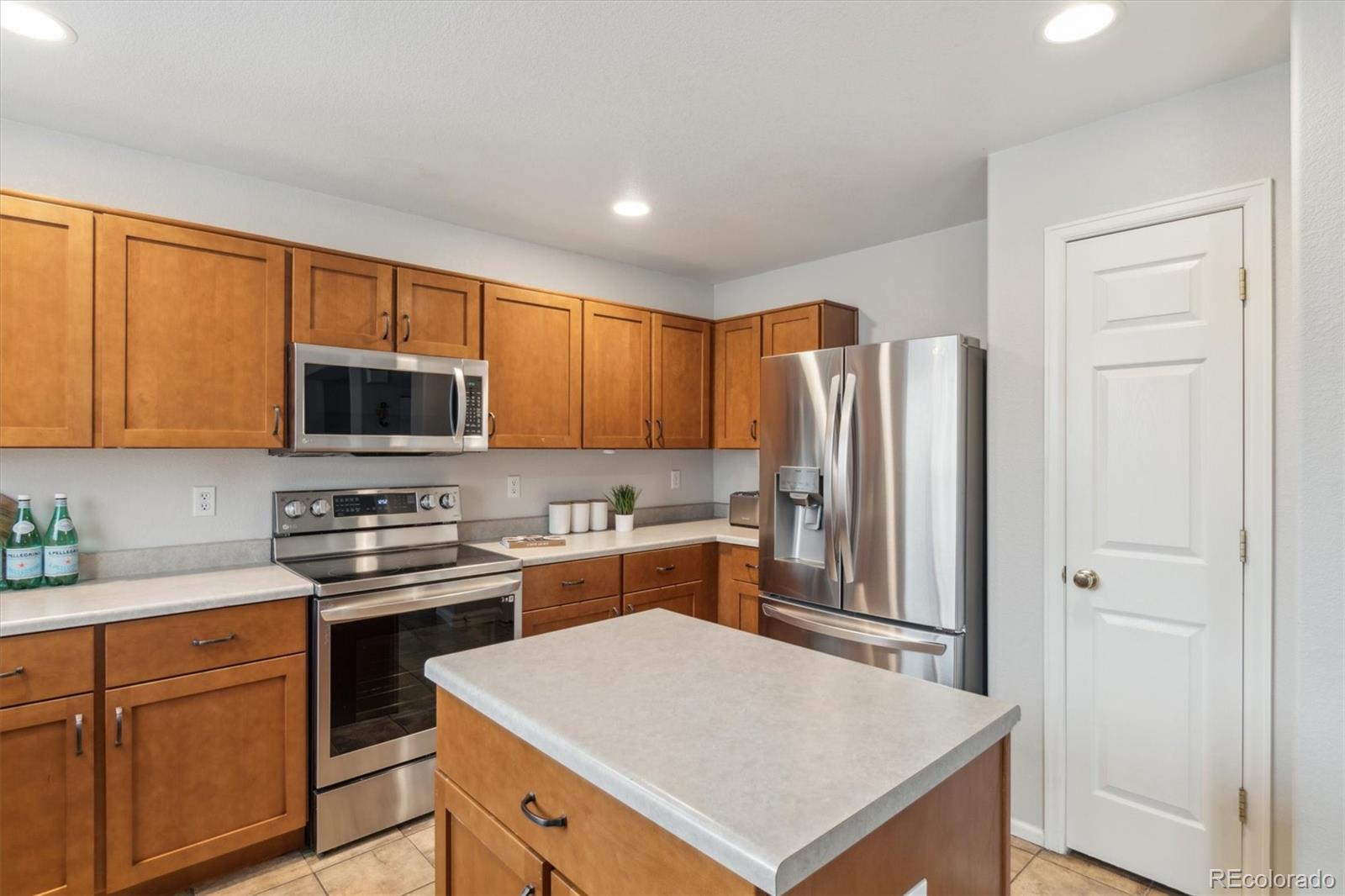 MLS Image #9 for 4459 s independence court,littleton, Colorado