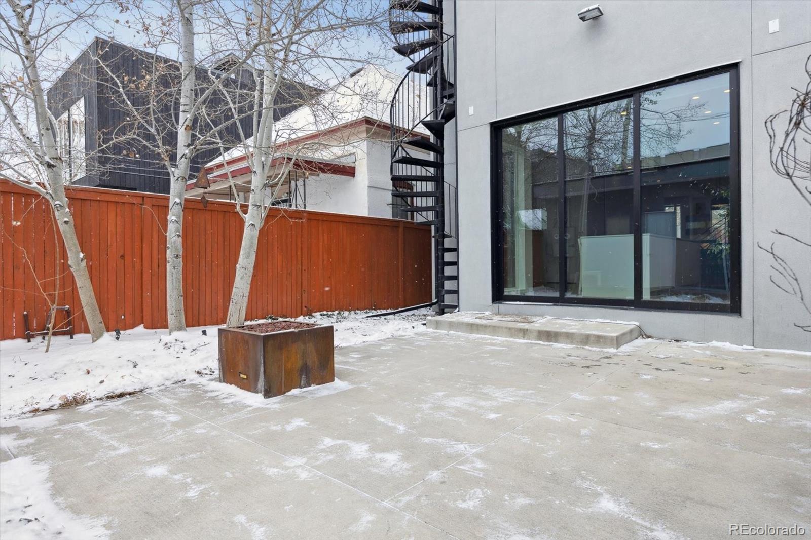 MLS Image #32 for 3030  california street,denver, Colorado