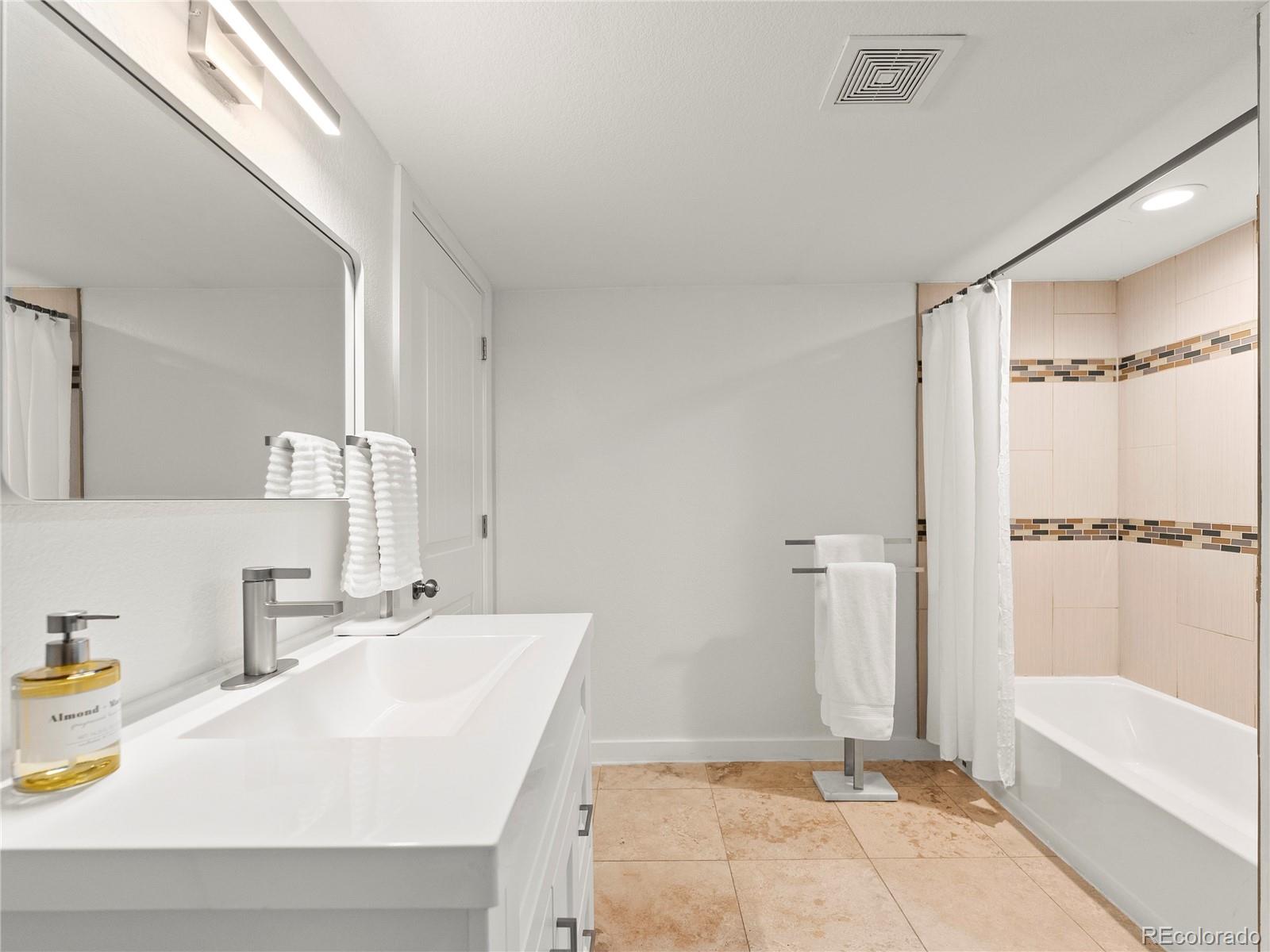 MLS Image #19 for 3458 n clayton street,denver, Colorado